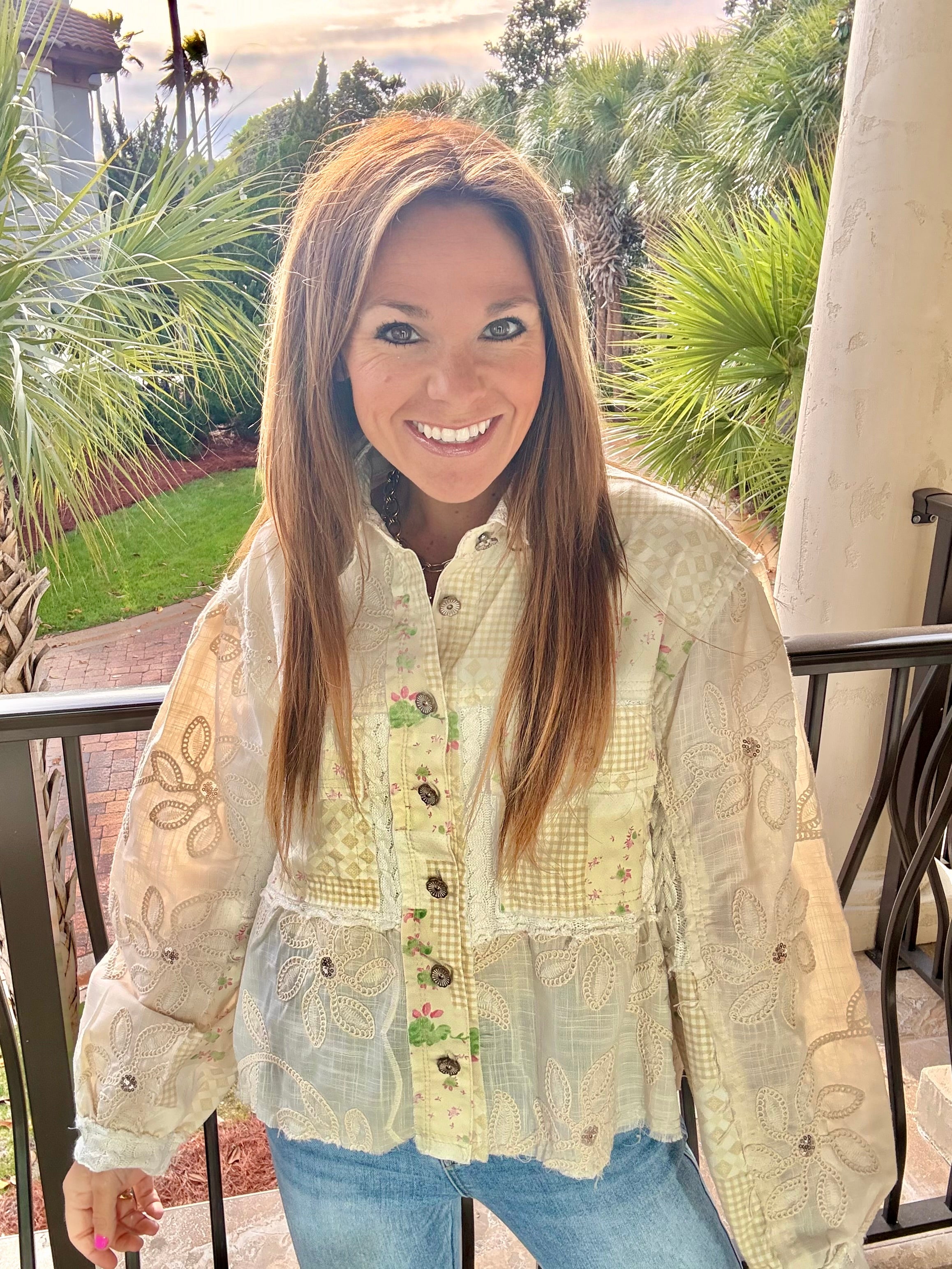 Freesia Top | Shop Apple Blvd