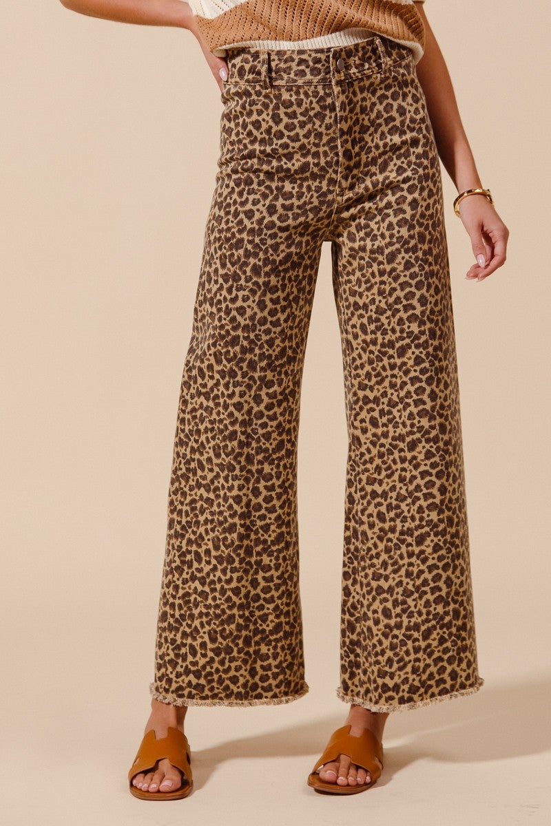 SO ME MID RISE LEOPARD TWILL DENIM FRAYED HEM WIDE LEG PANTS