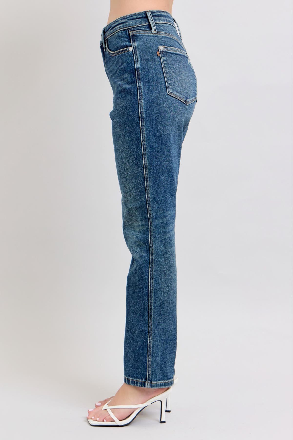Judy Blue High Waisted Rigid Magic Straight Leg Jeans