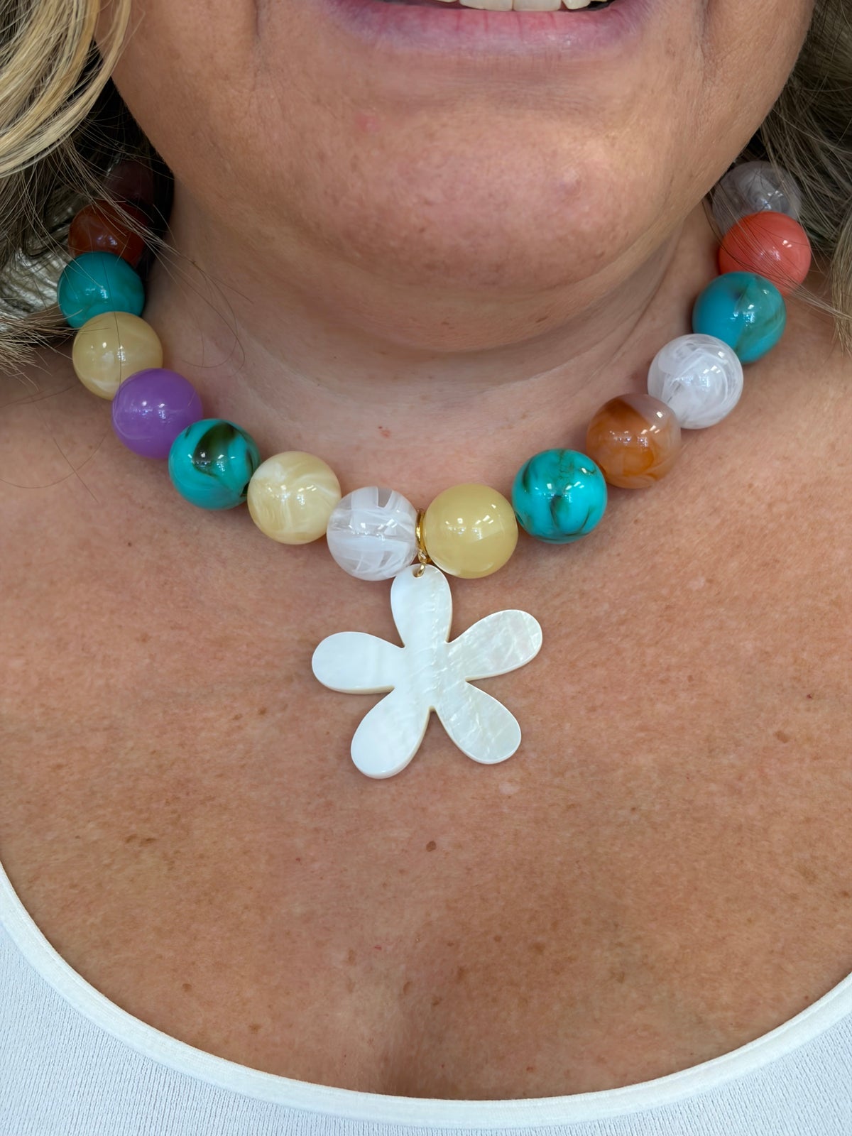 ACCESSORY JANE - BAUBLE NECKLACE - MULTIPLE COLORS | Beaucoup Texas