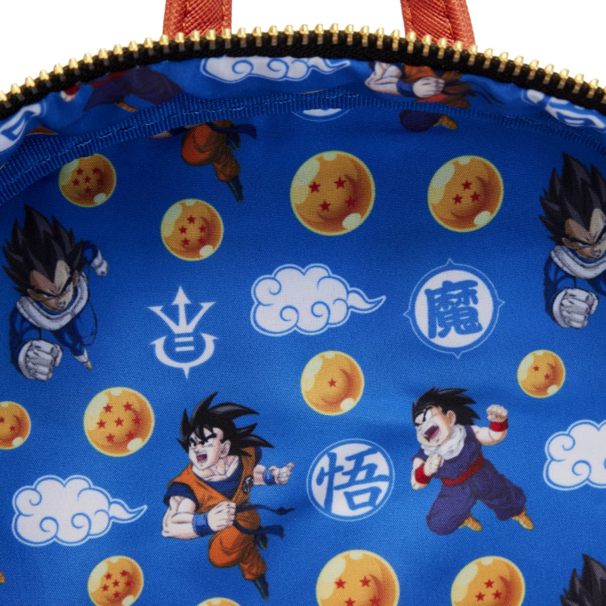 loungefly ドラゴンボール フリーザ リュック loungefly ドラゴンボール フリーザ リュック (LOUNGE FLY