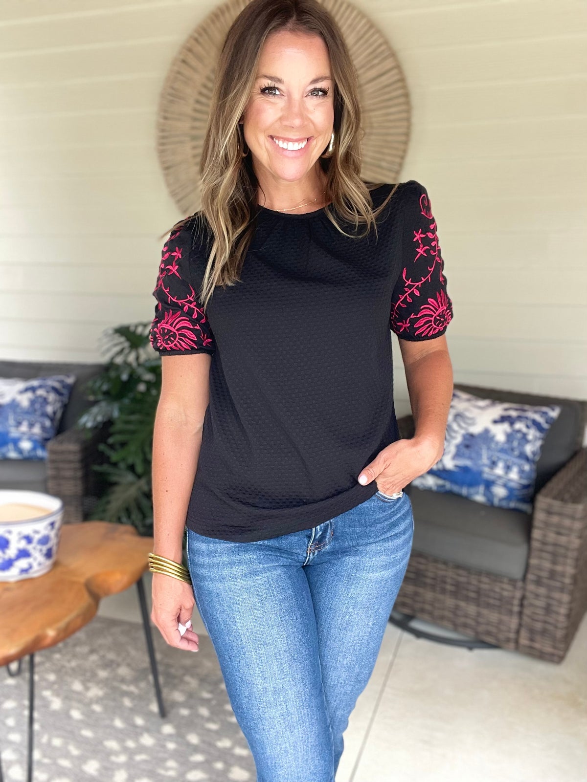 Embroidered Round Neck Short Sleeve Blouse