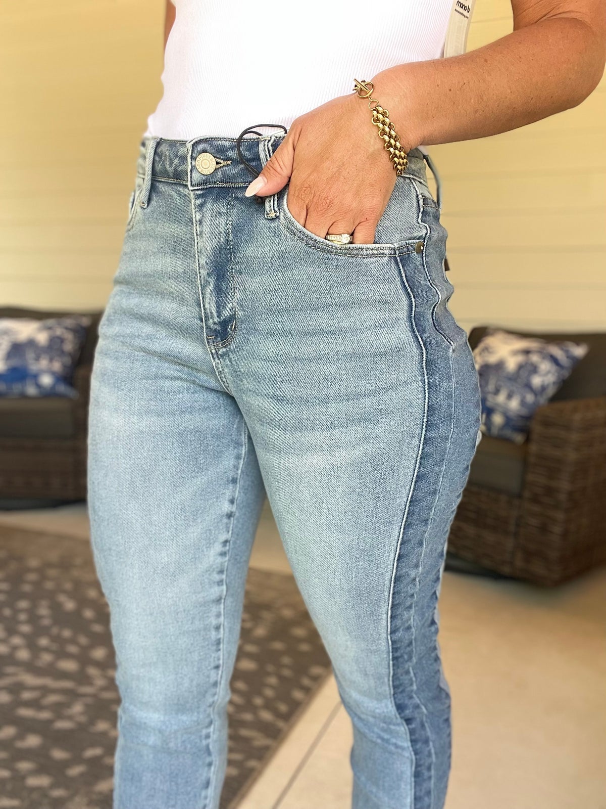 Judy Blue Full Size Vintage Wash Side Panel Detail with Fray Hem Slim Plus Size