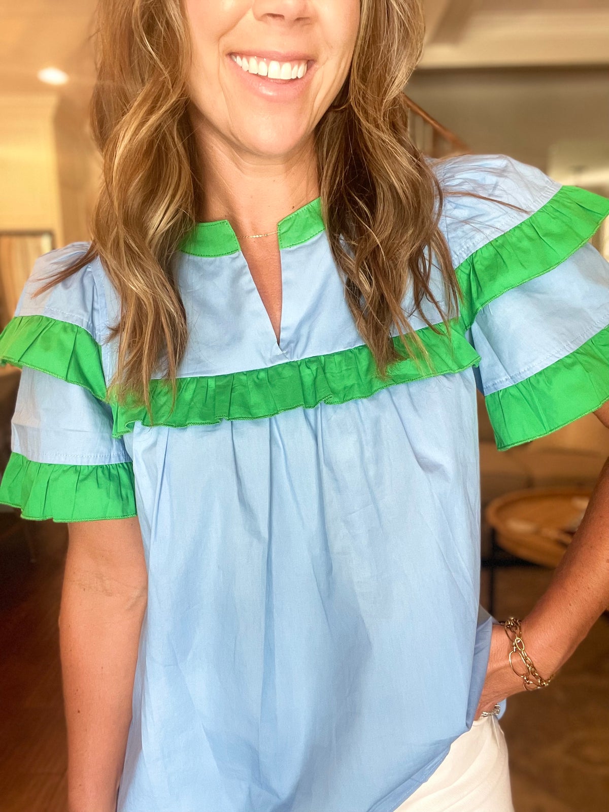 Contrast Notched Neck Frilly Detail Short Sleeve Blouse