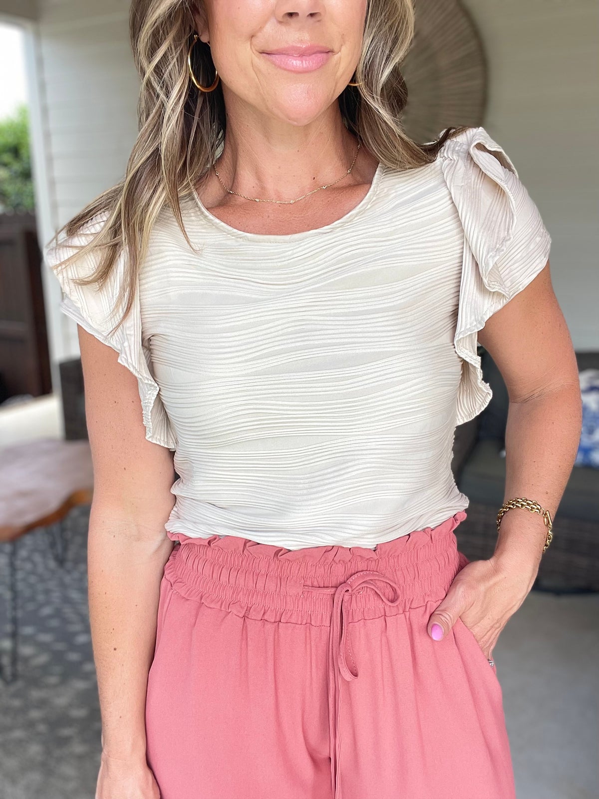 Textured Round Neck Cap Sleeve Top