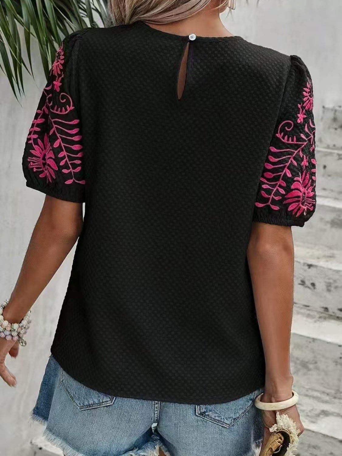 Embroidered Round Neck Short Sleeve Blouse