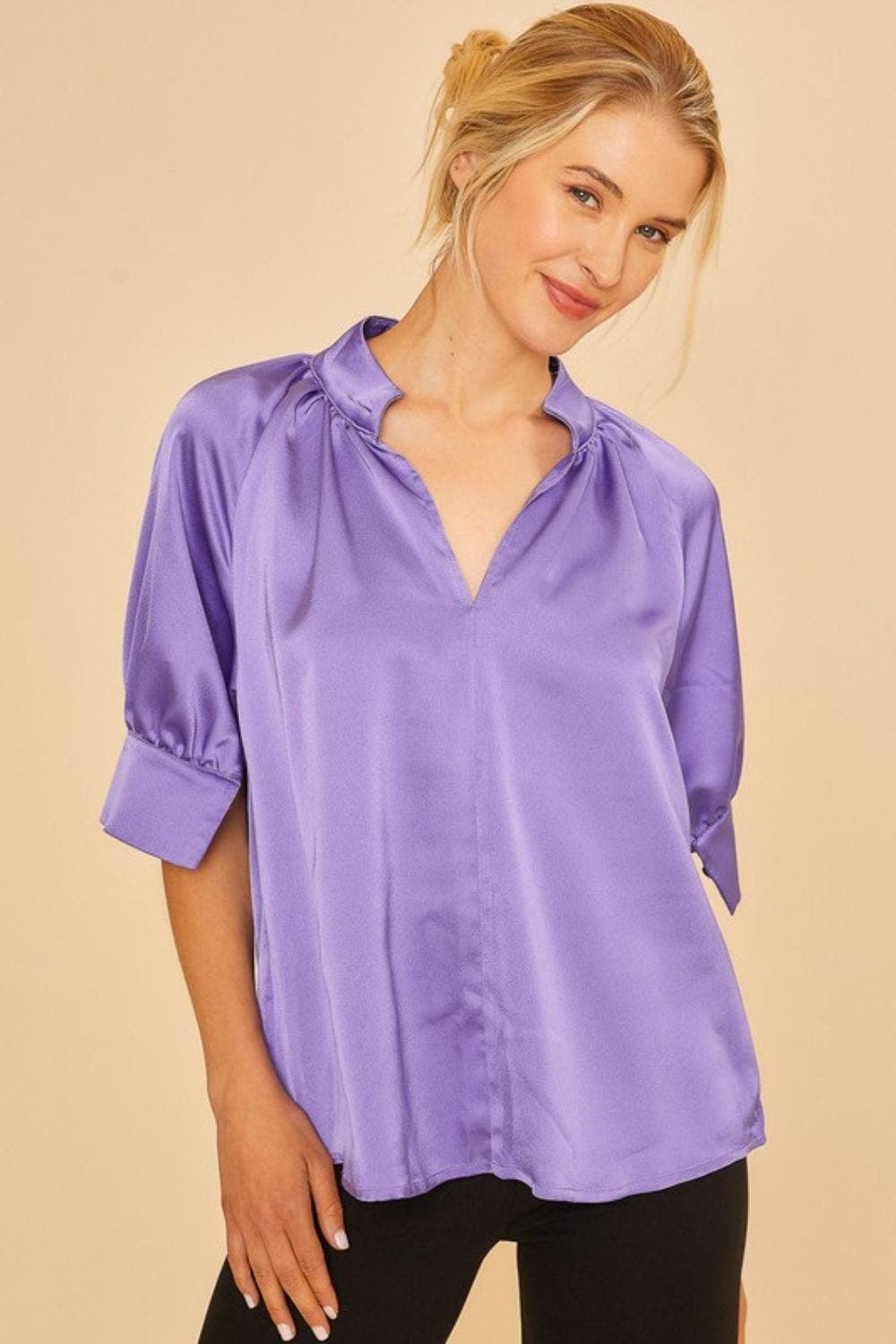 Annie Wear Multi Color Printed V-Neck Open Woven Blouse Top