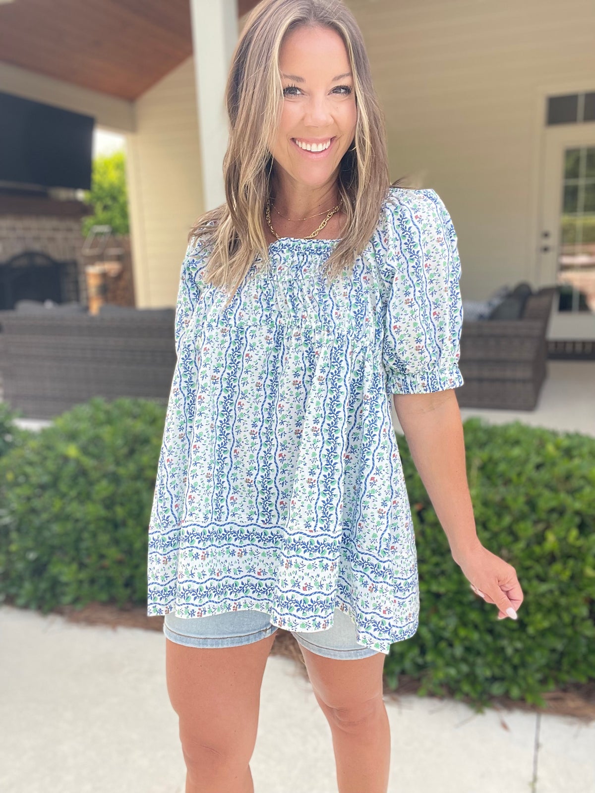 Aemi+Co Floral Short Sleeve Babydoll Top