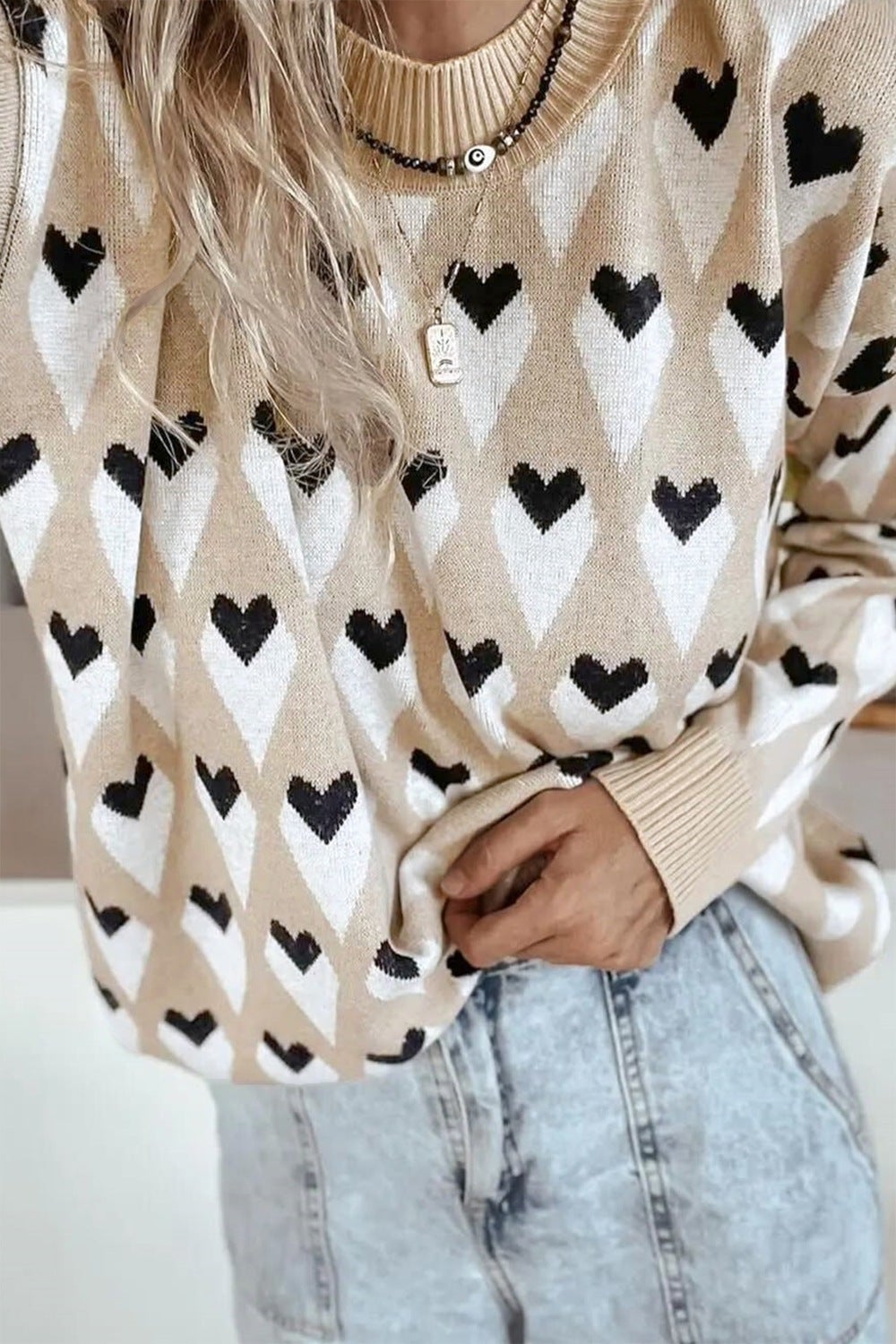 Heart Pattern Long Sleeve Sweater | DDP Boutique Auctions