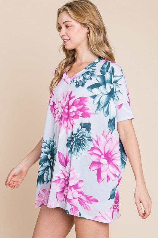 BOMBOM Floral V-Neck Short Sleeve T-Shirt
