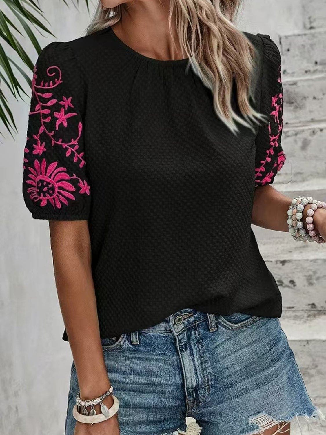 Embroidered Round Neck Short Sleeve Blouse