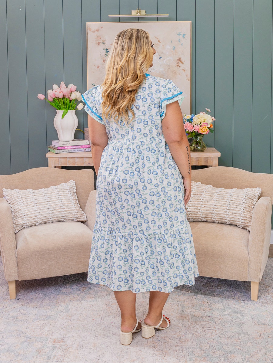 sunflower print midi dress sunflower print midi dress perfect for Easter brunch vibes. Light, breezy, and totally eggstra stylish. #EasterFashion #SunflowerDress #Summer style Size: XL Fabric: Viscous Georgette DM for more details