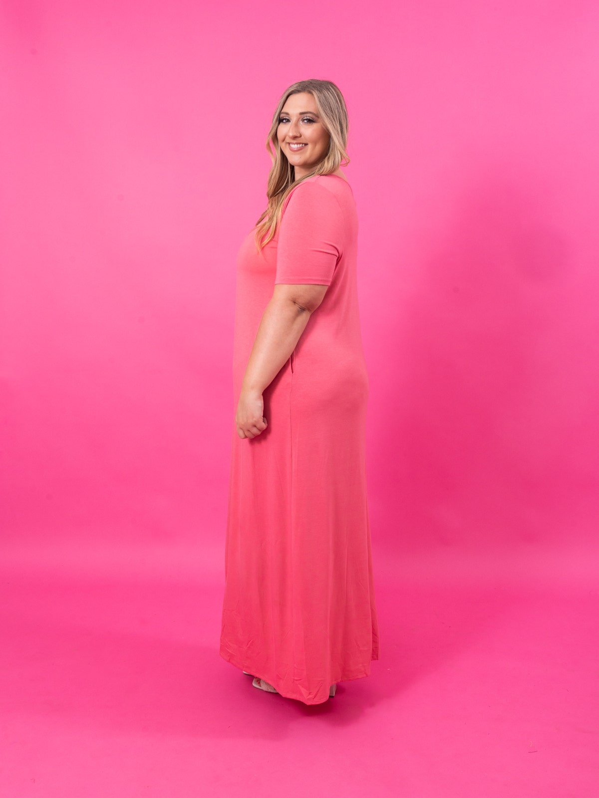 Zenana V Neck Short Sleeve Maxi Dress w/ Pockets | S-3X
