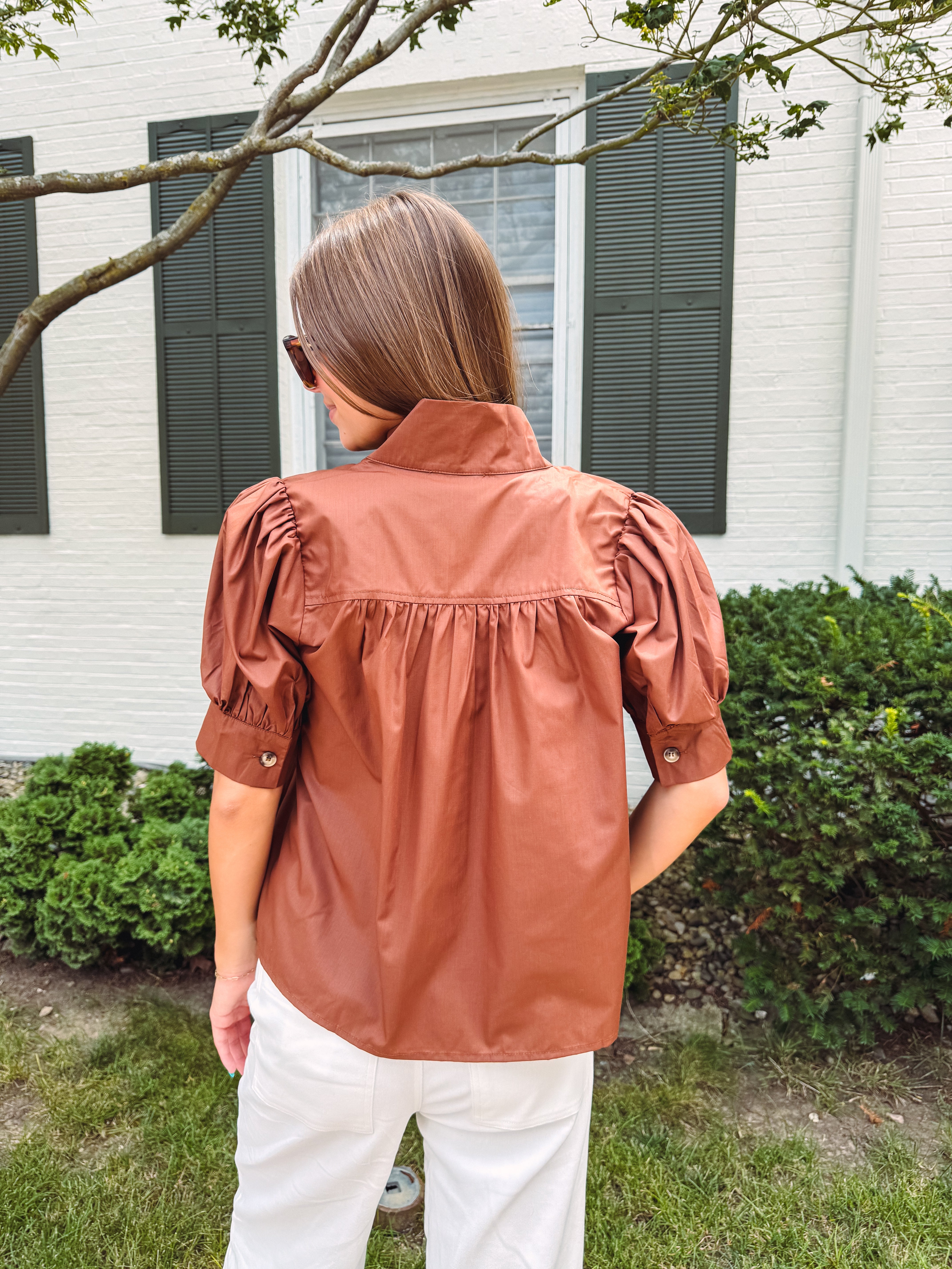 MARLOWE BLOUSE CHOCOLATE | Shop Fira Boutique | Effortless