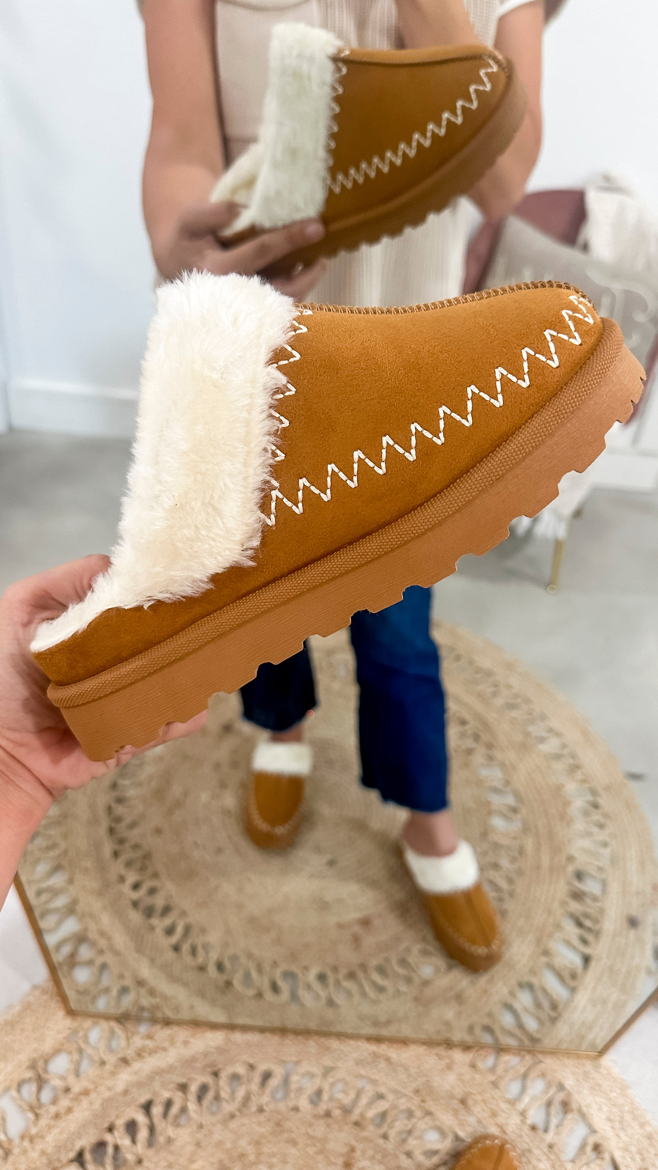 The Zora Fur Lined Slipper | Flaunt Boutique: Online Women's
