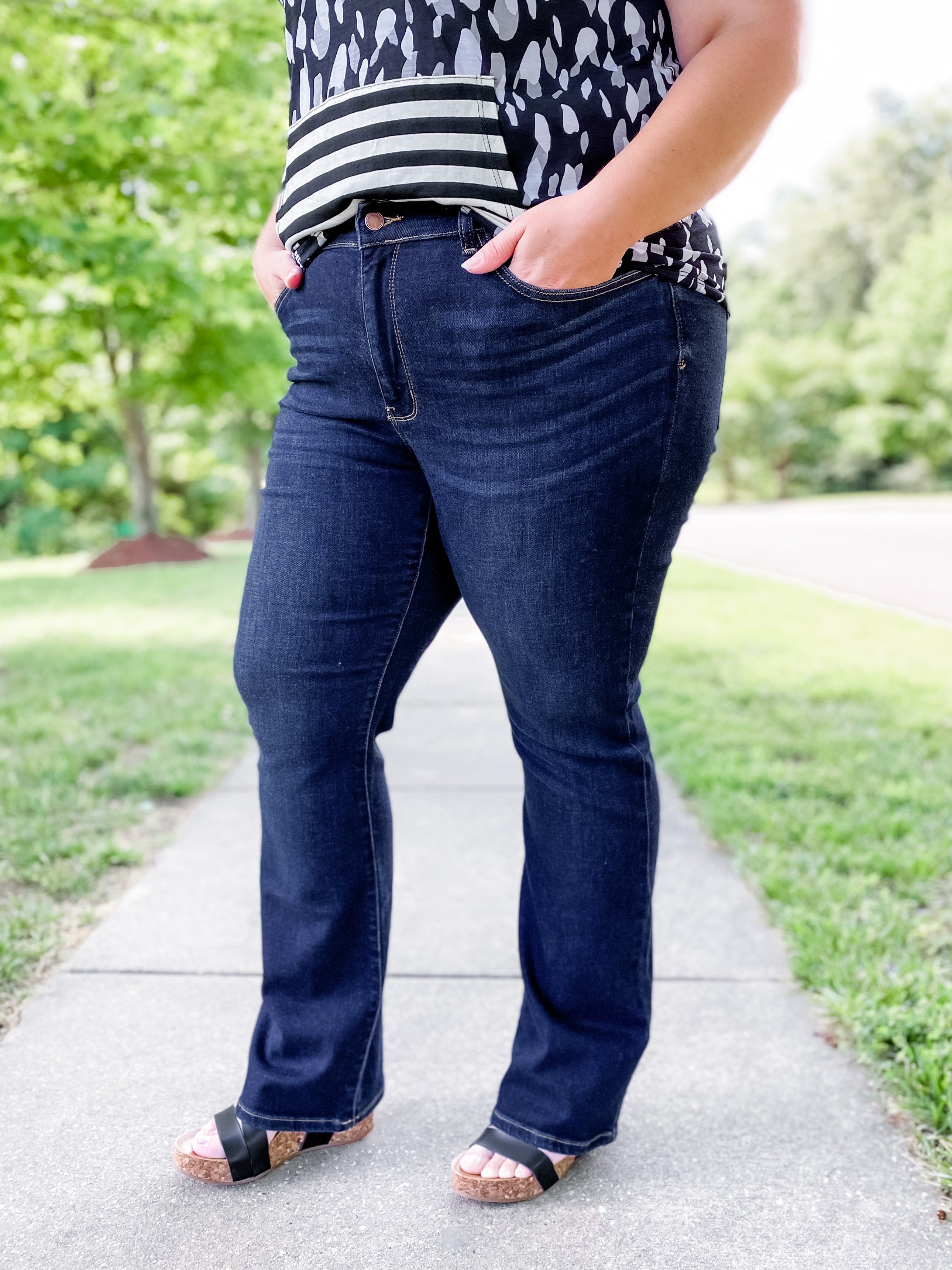 Dark Wash Non-Distressed Bootcut Jeans 