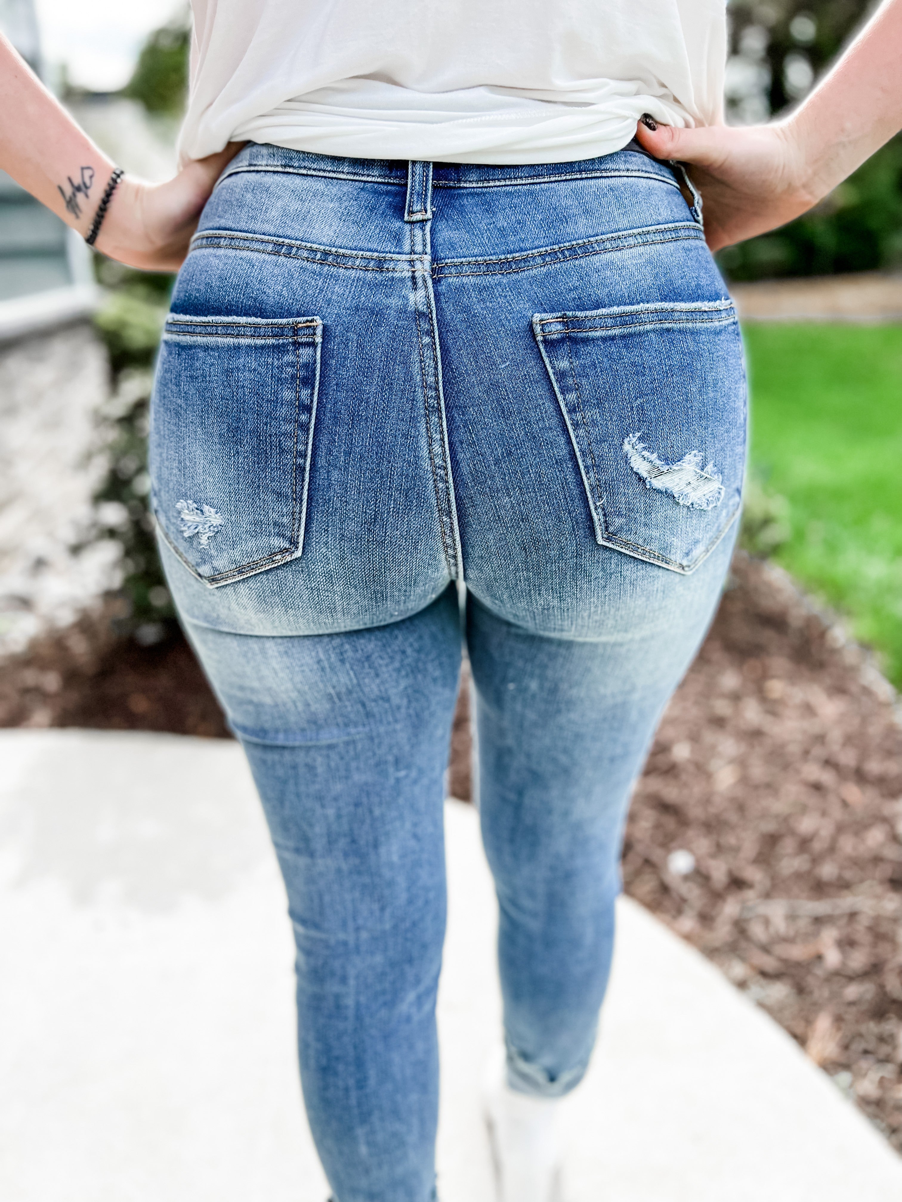PLUS/REG Risen Frayed Waist Skinny 
