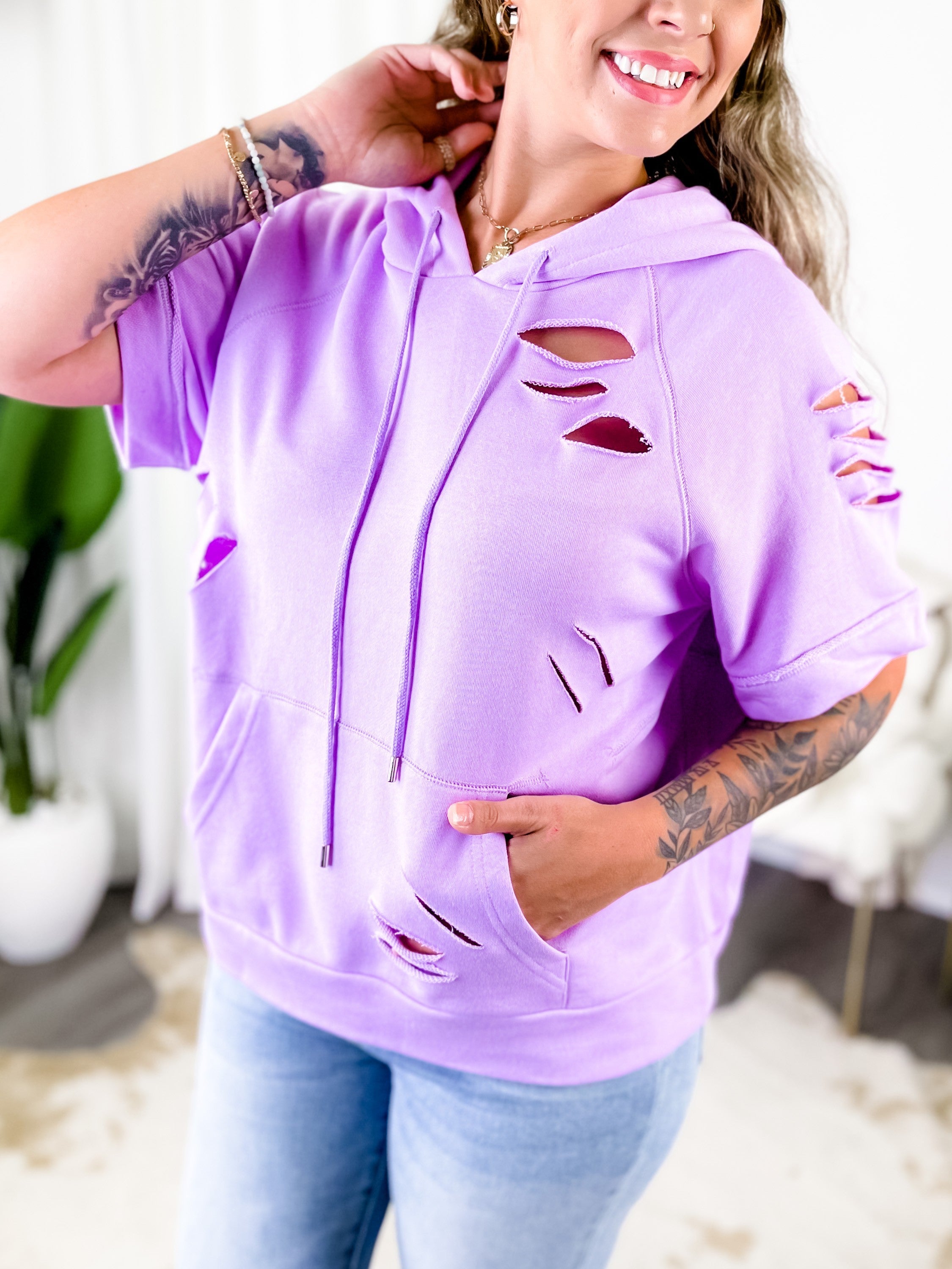 Short Sleeve Hoodie With Distressed 