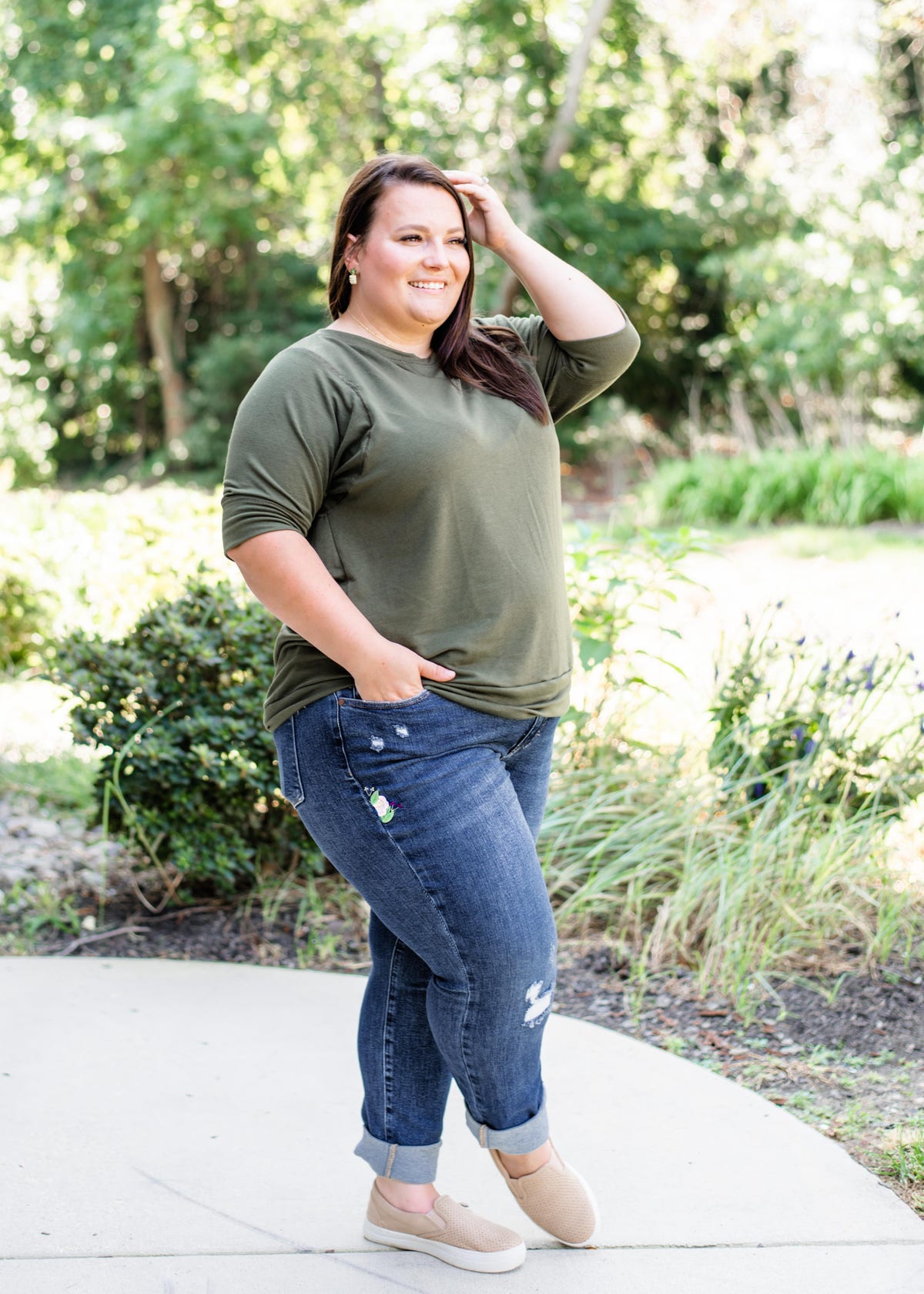 Judy Blue Peek a Bloom Floral Embroidered Boyfriend Jeans