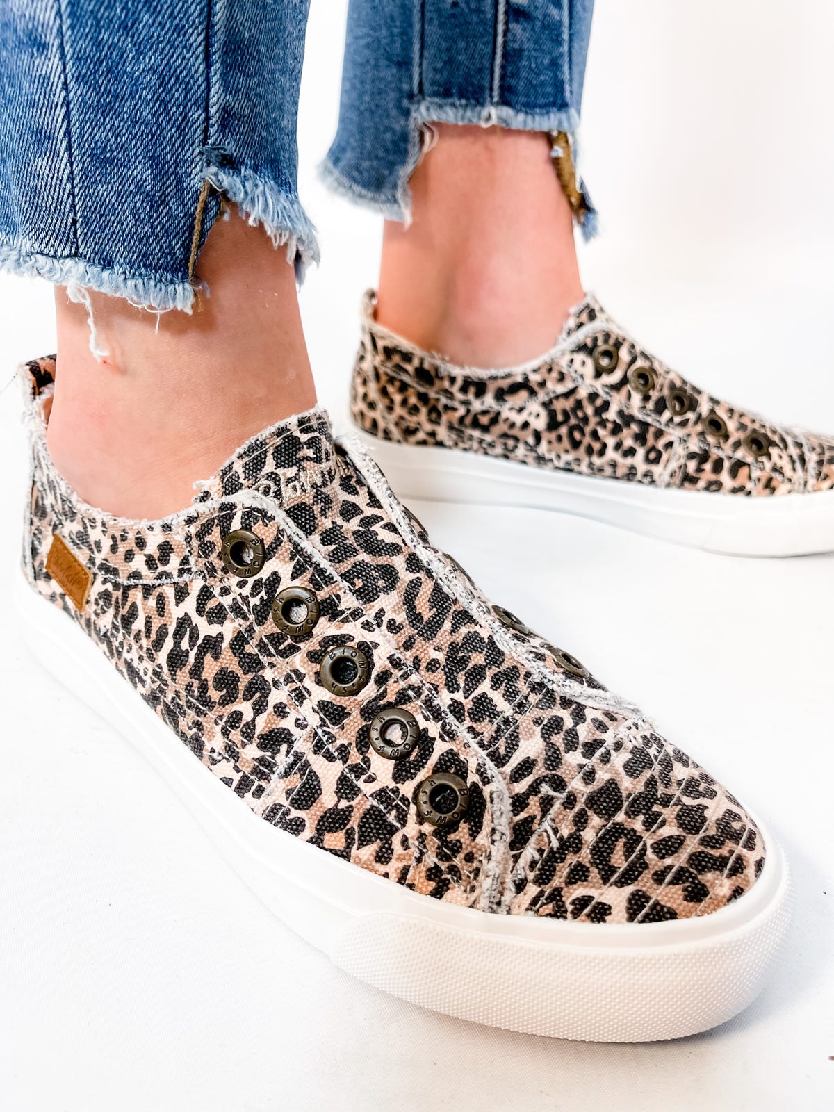 Blowfish Leopard Print Sneakers atelieryuwa.ciao.jp