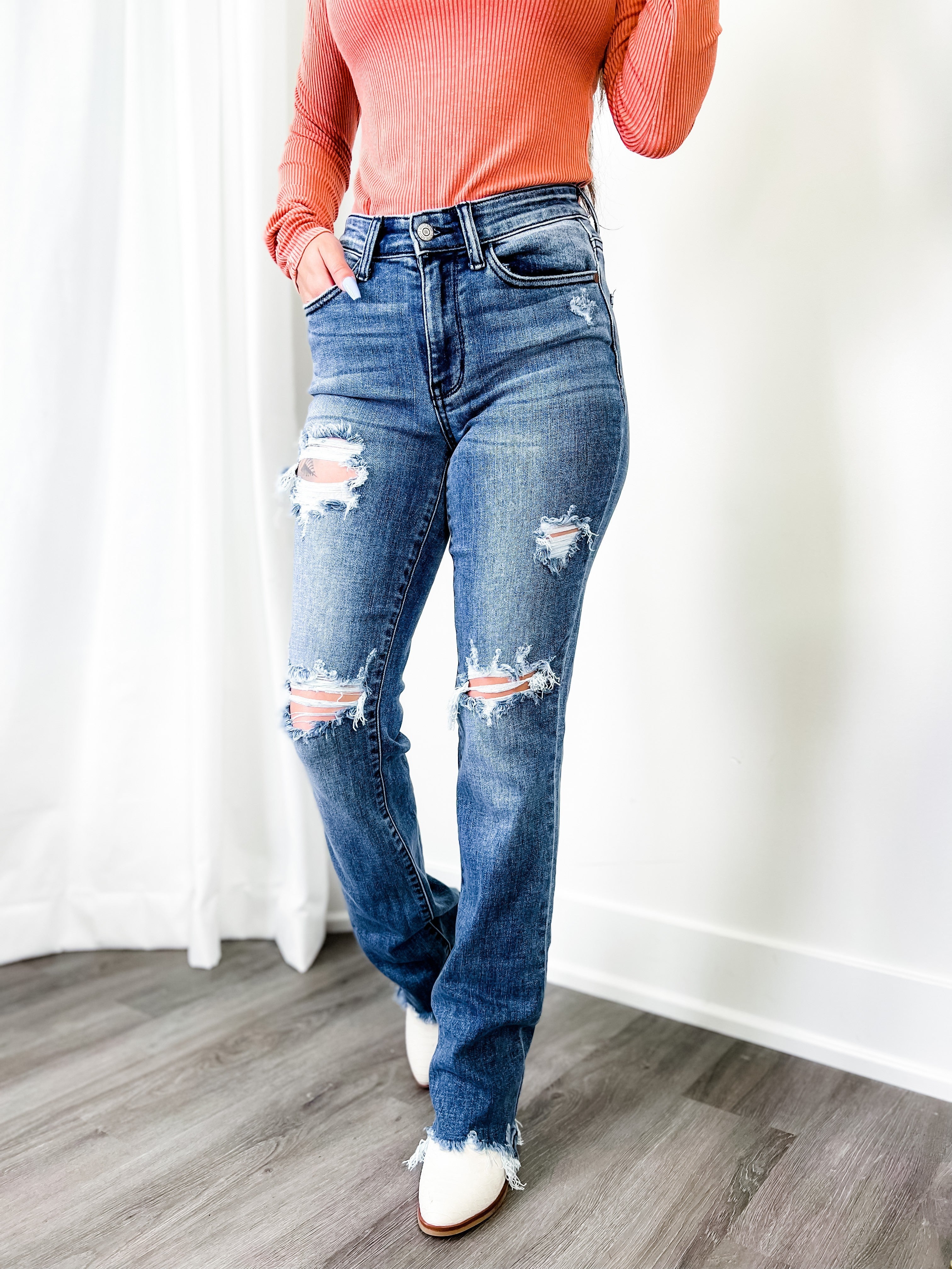 ★★ ★★ Here Mid Blue 90s Straight Fit Denim J2 KIC_155-4396-0347-294_prod1.