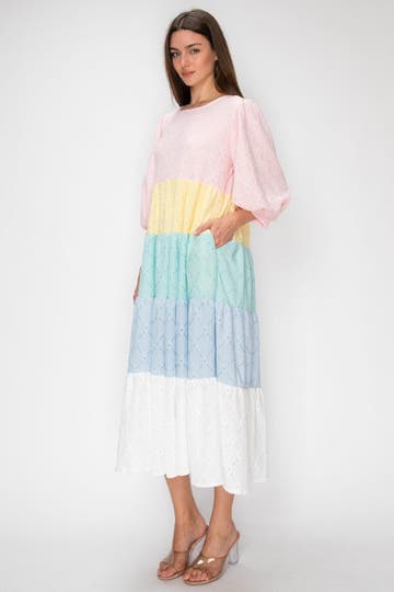 entro lace dress Entro Sleeveless Dress