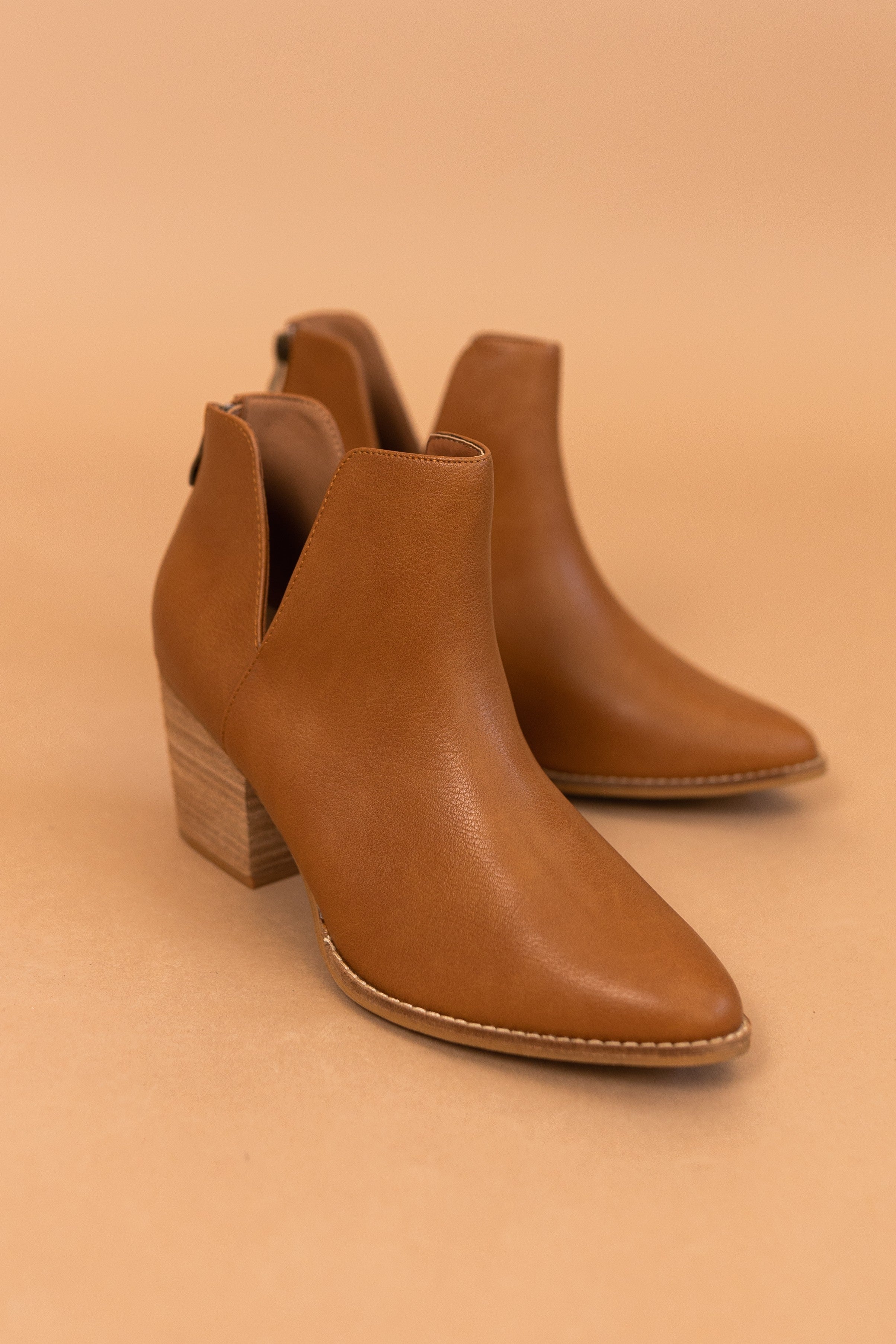 sku33161 | Iris Sueded Block Heel Boot 