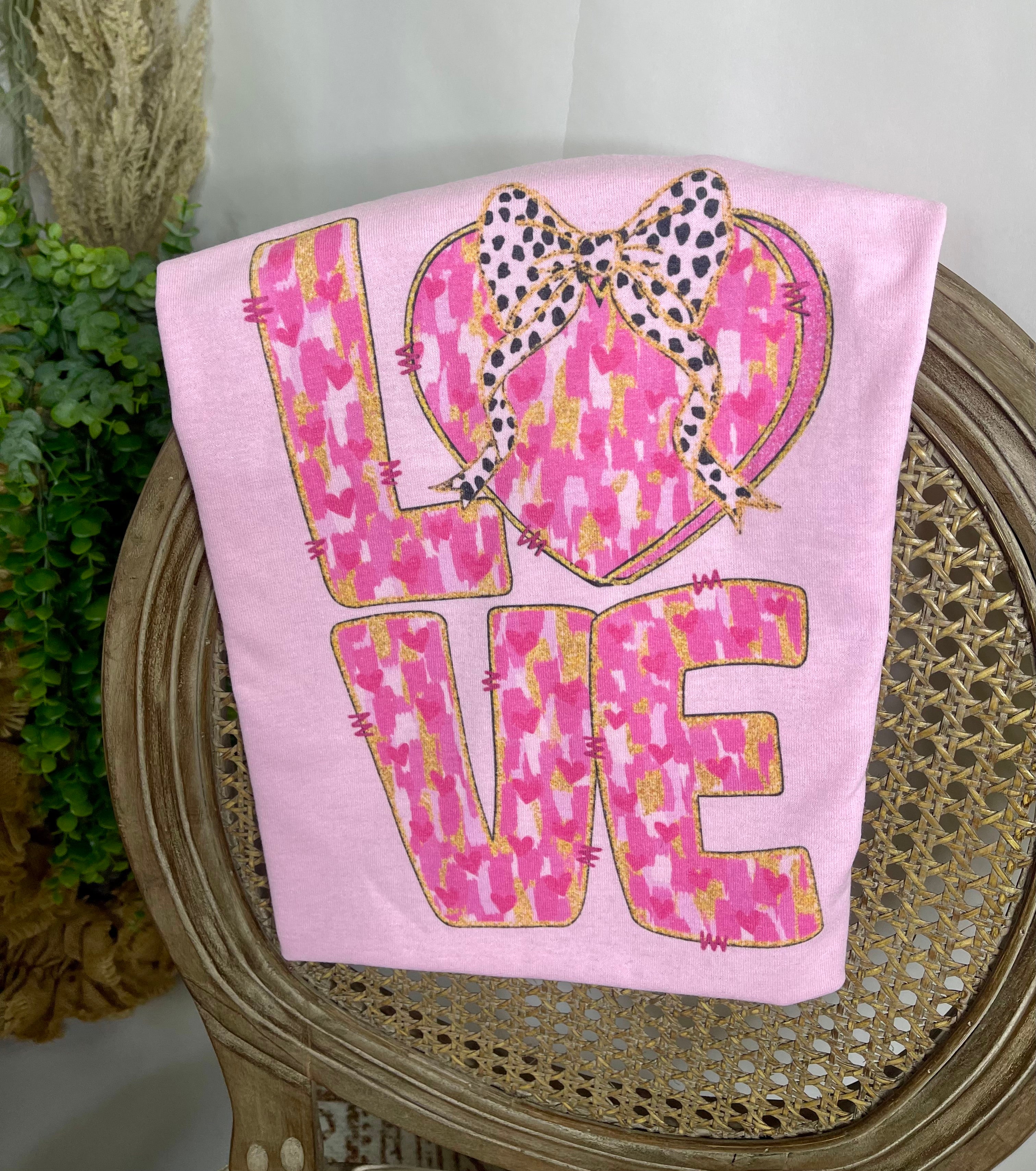 Love (Tee)