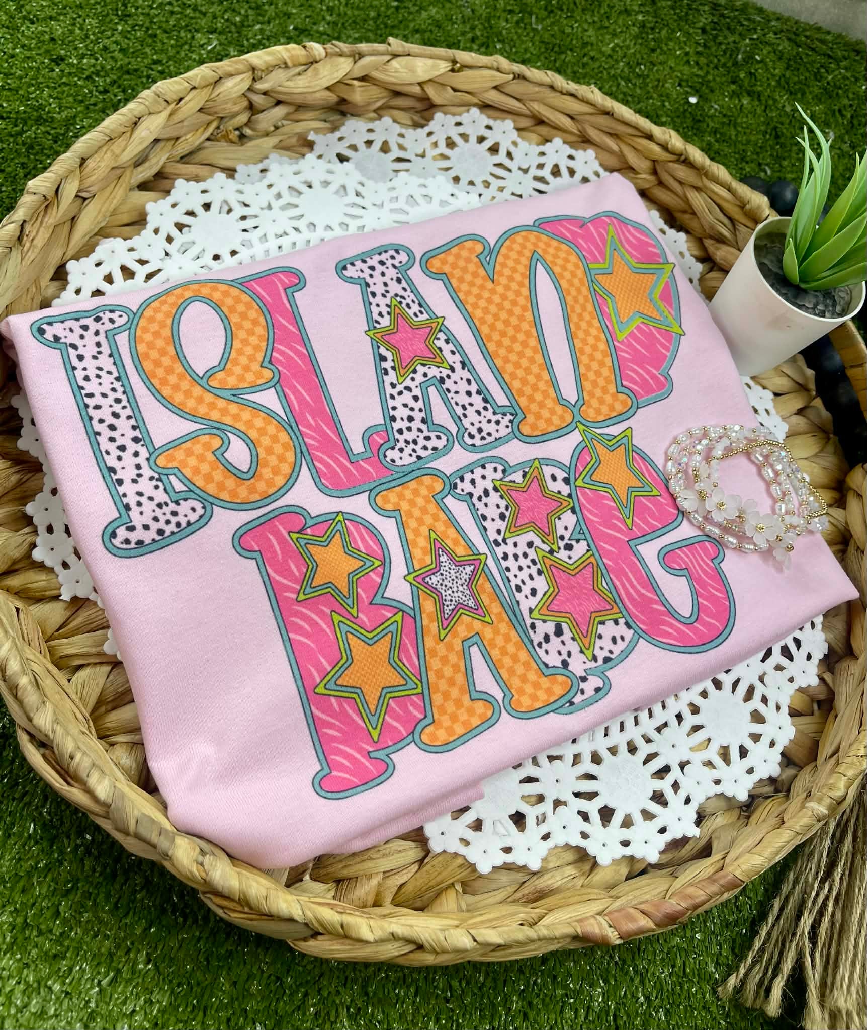 Island Babe (Tee)
