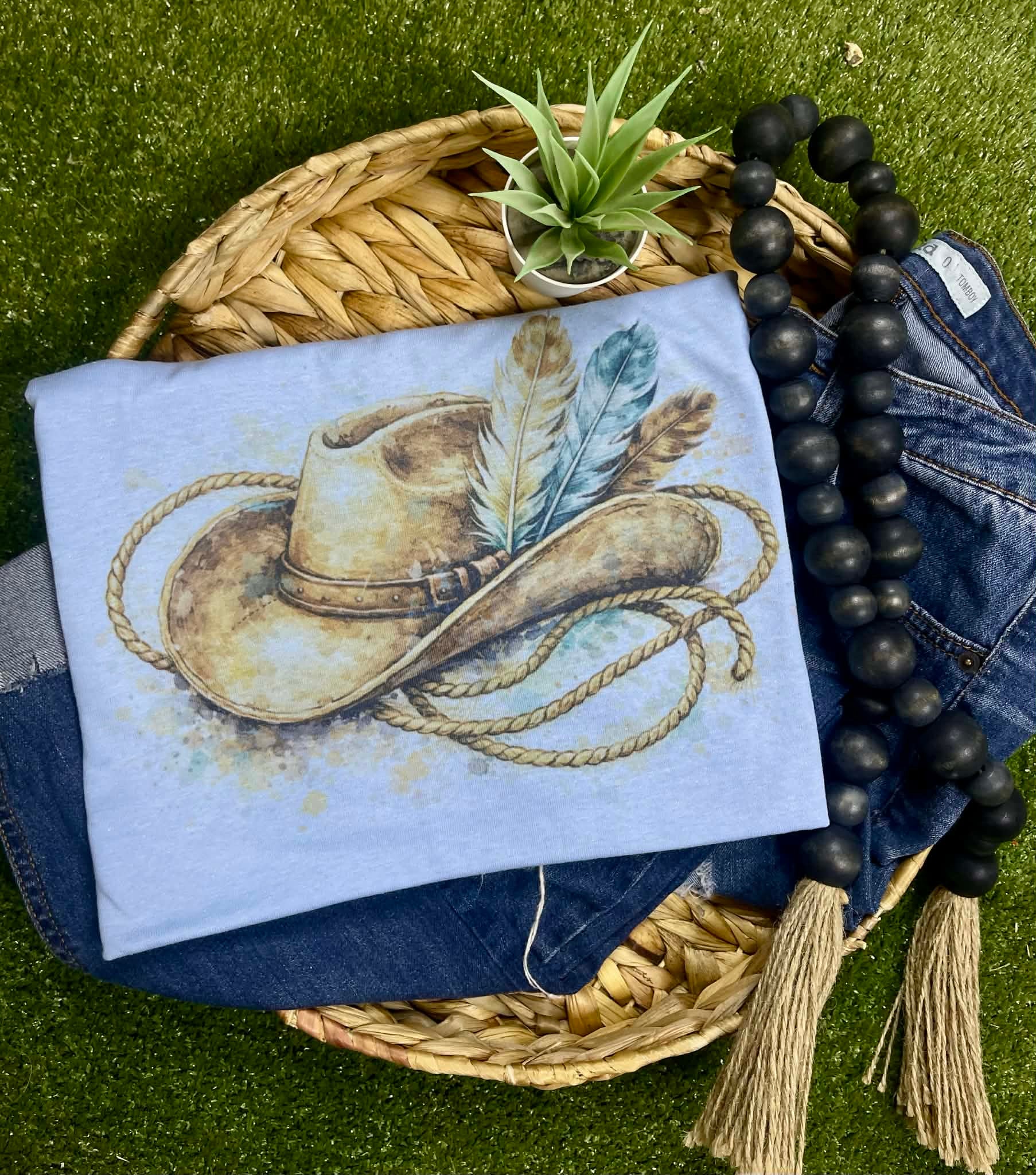 Western Beauty (Tee)