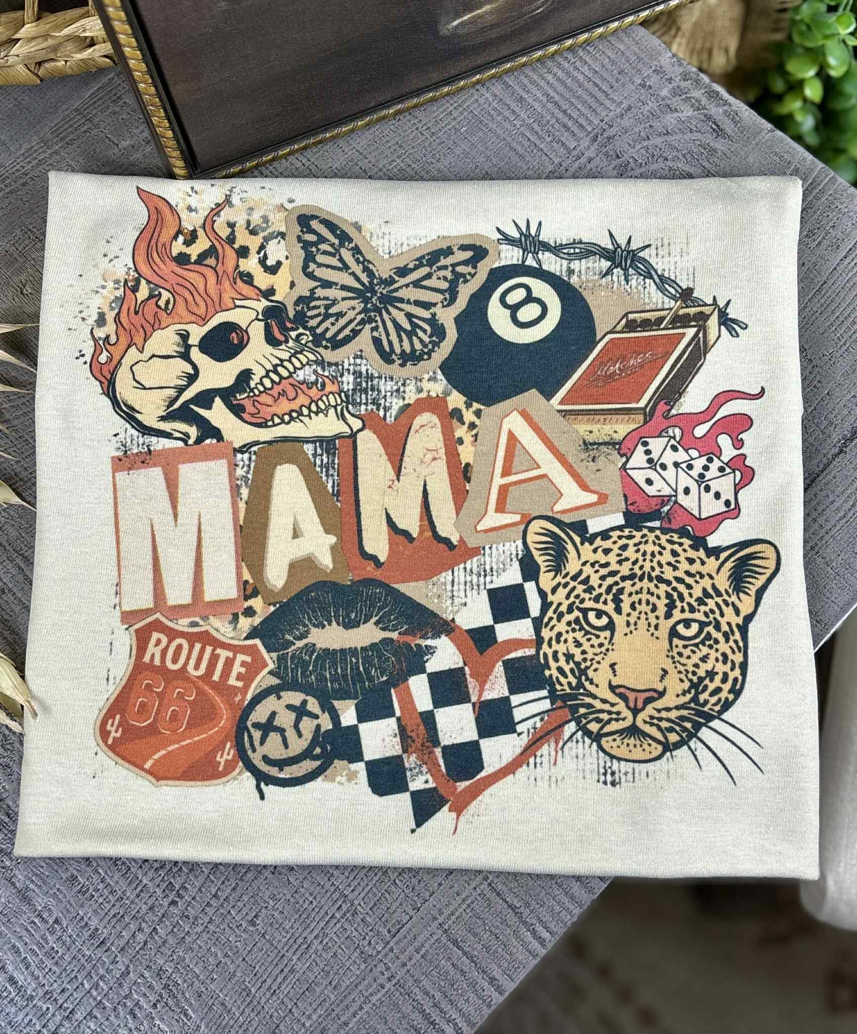 Eightball MAMA (Tee)