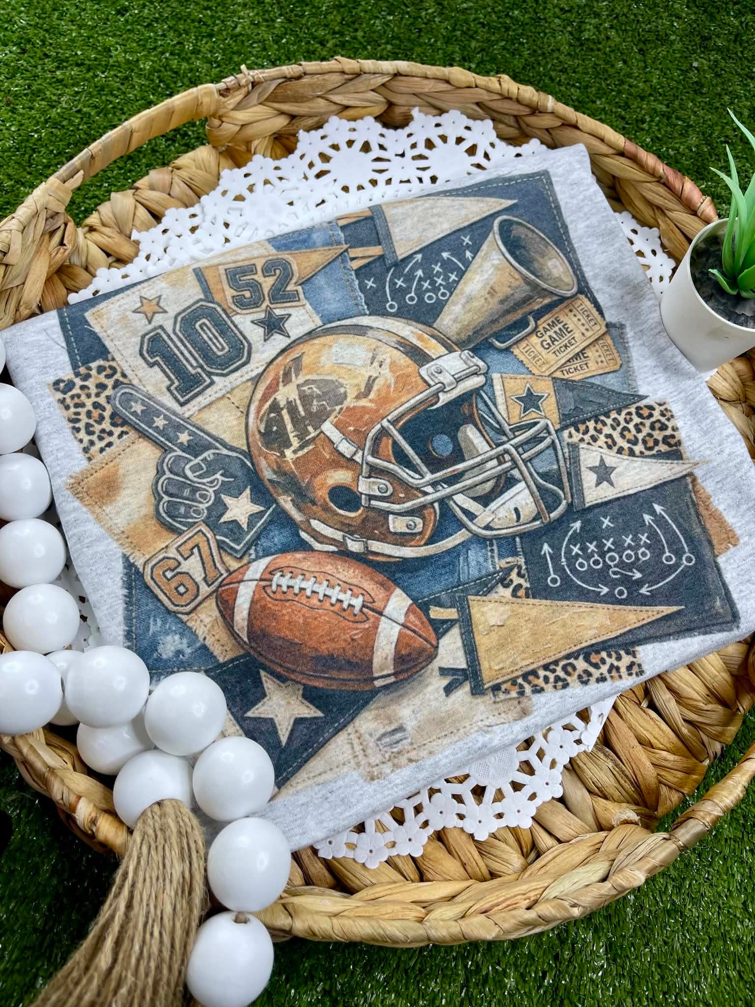 All things Football (Tee)
