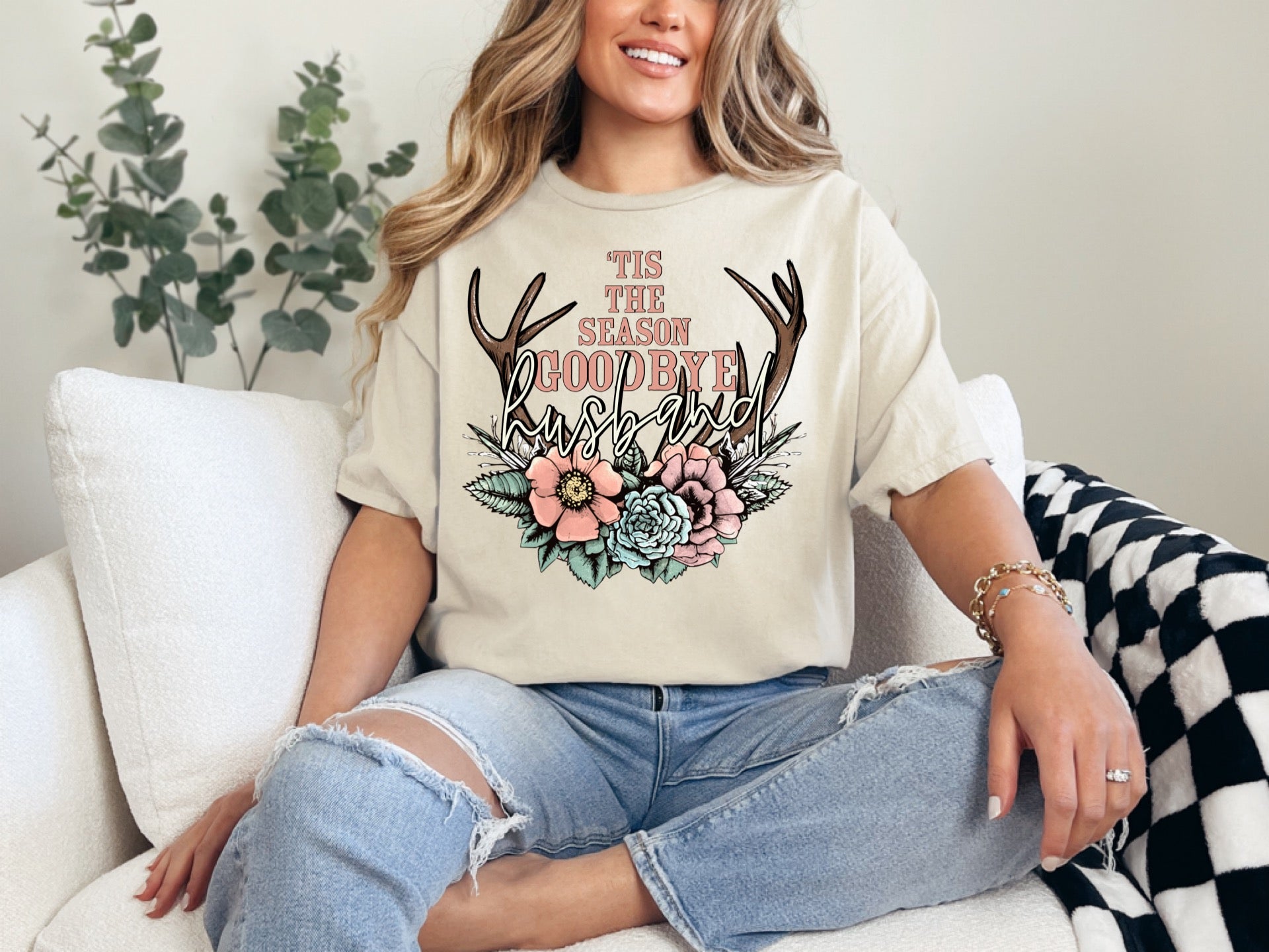 Tis The Season Goodbye (Tee)