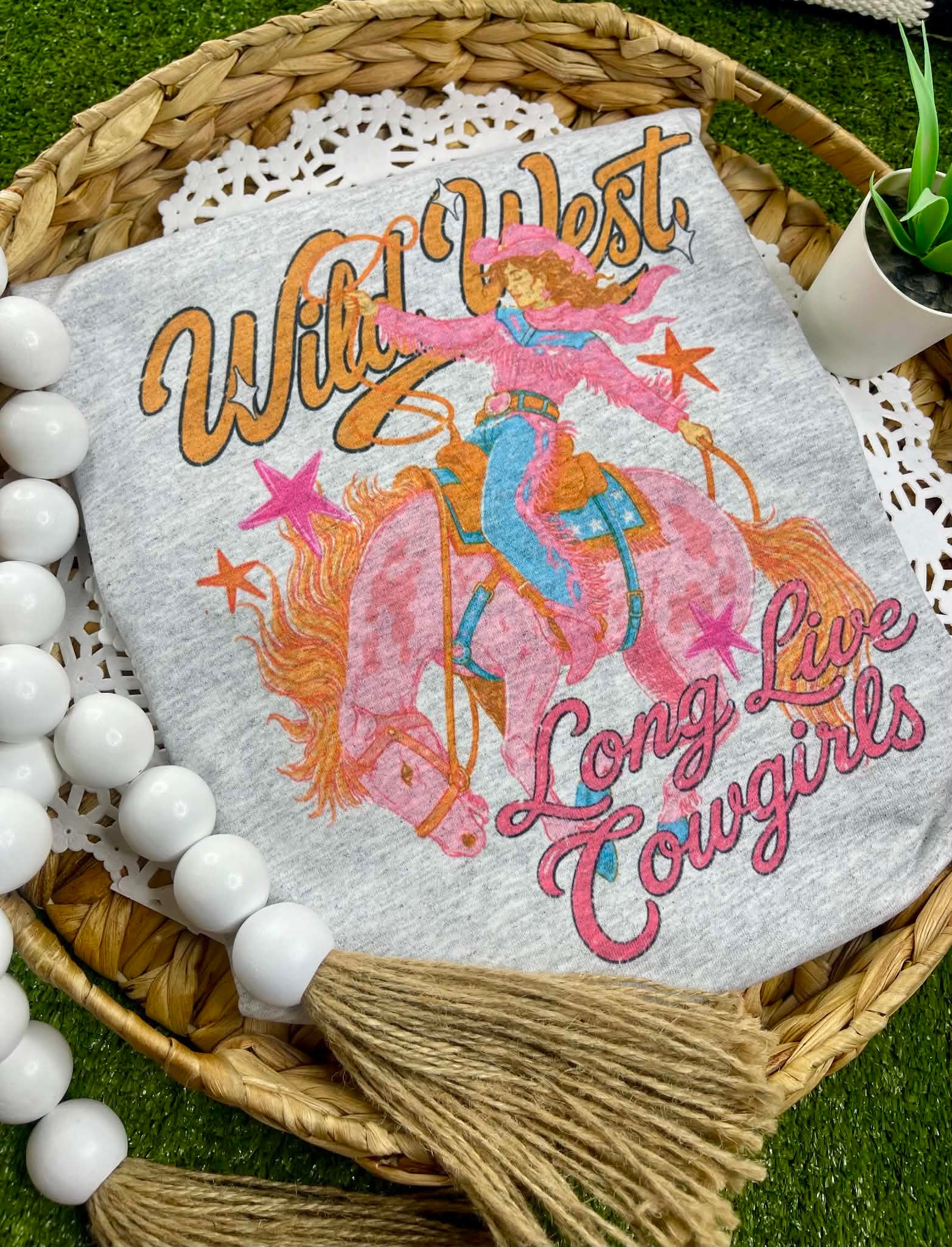 Long Live Cowgirls (Tee)