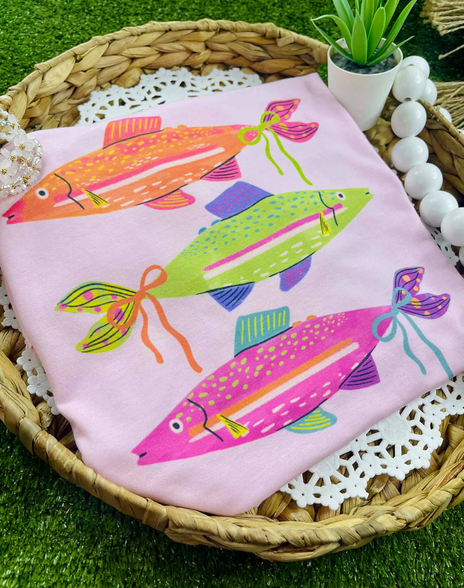 Bows and Fish (Tee)