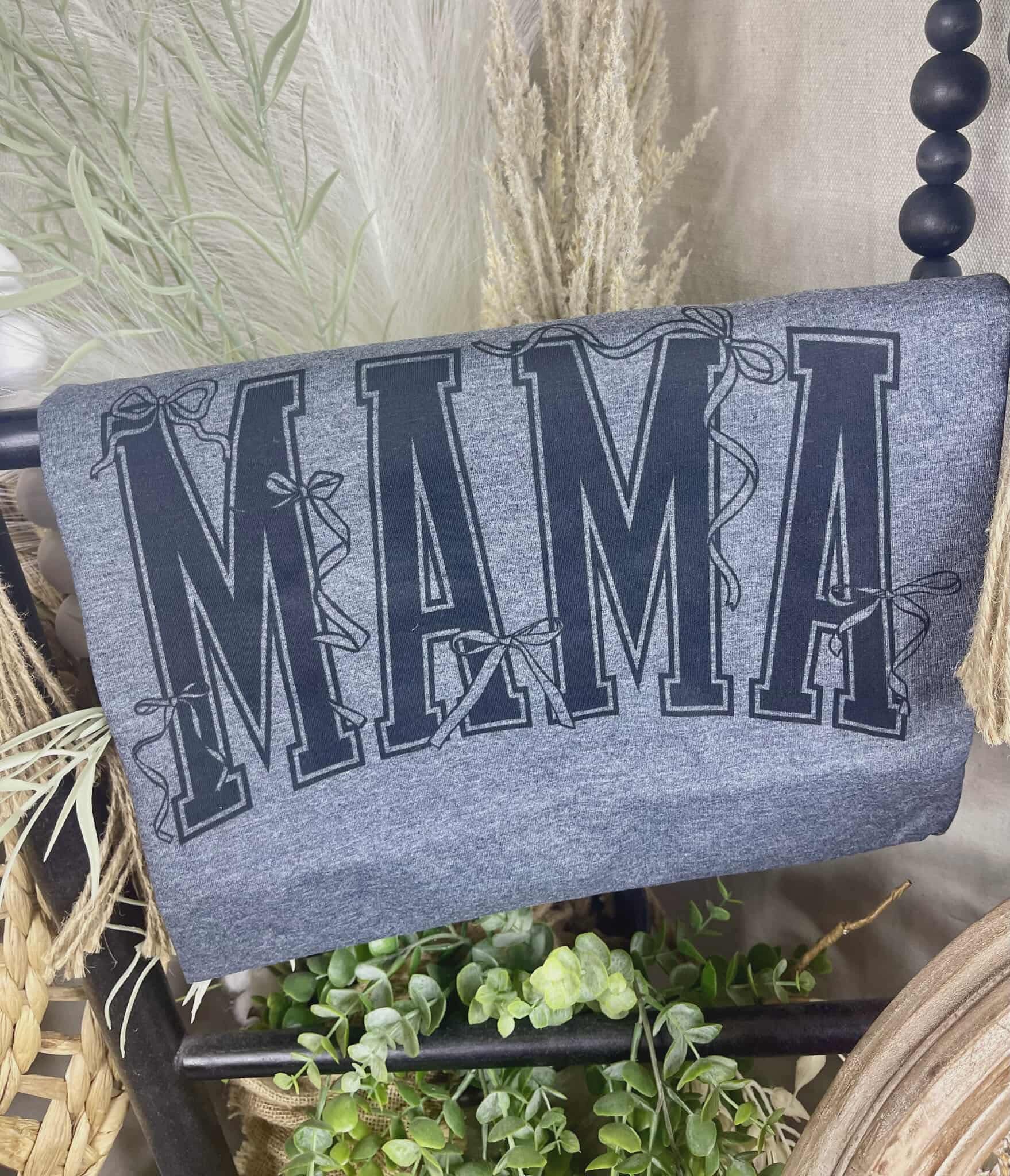 MAMA with Bows (Softstyle Tee)