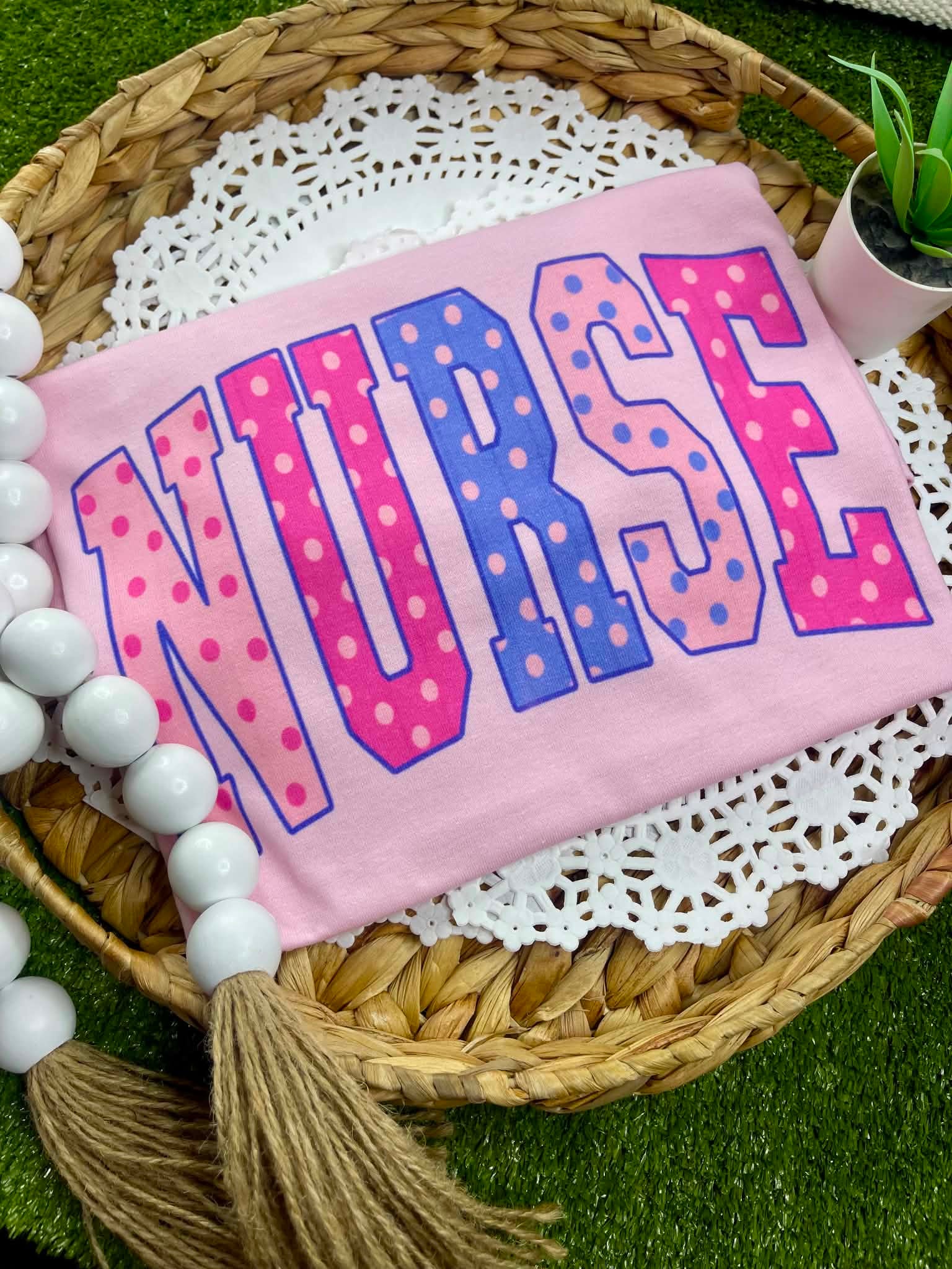 Polkadot Nurse (Tee)