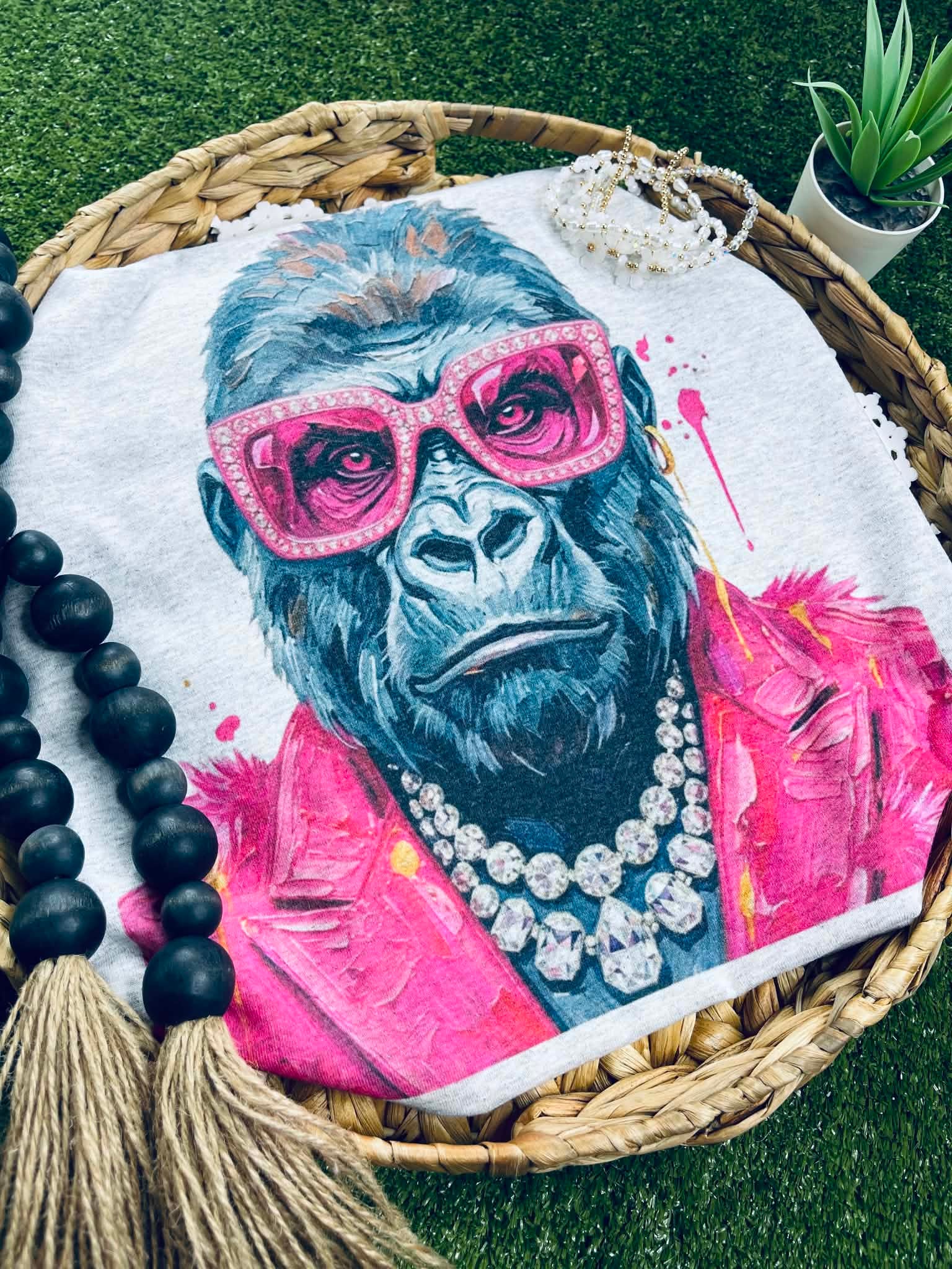 Glitz and Glam Gorilla (Tee)