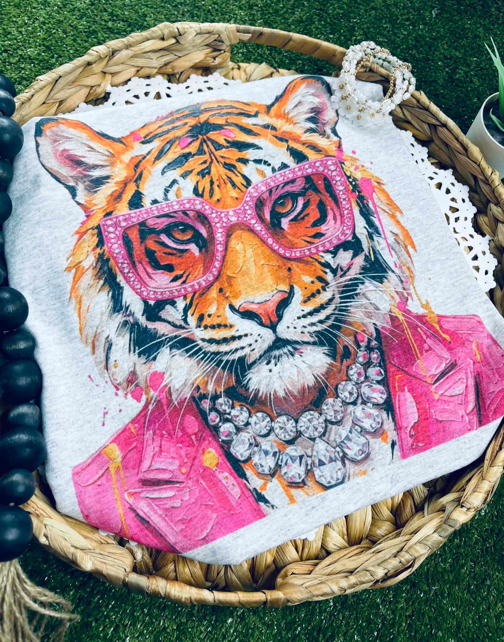 Glitz and Glam Tiger (Tee)