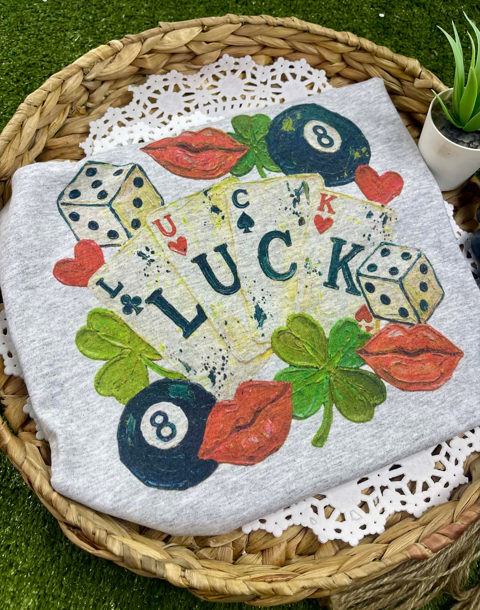 LUCK (Tee)
