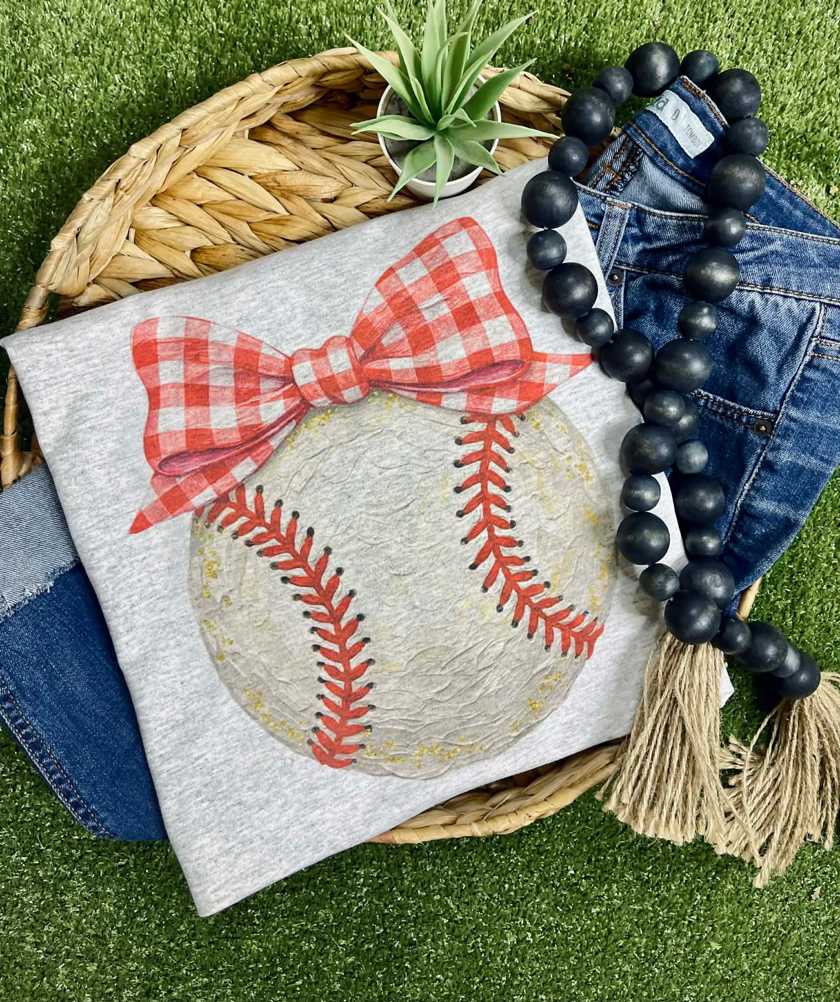 Baseball with checkered bow (Tee)