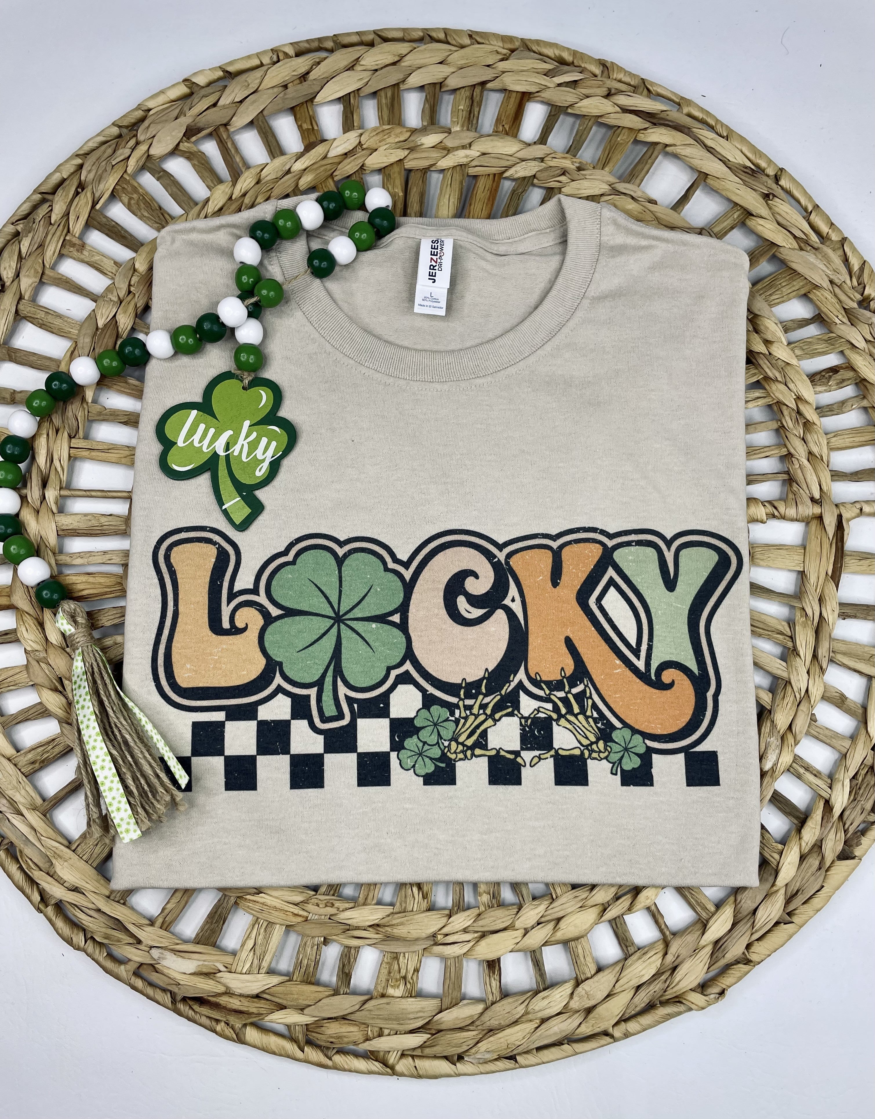 Lucky (Tee)