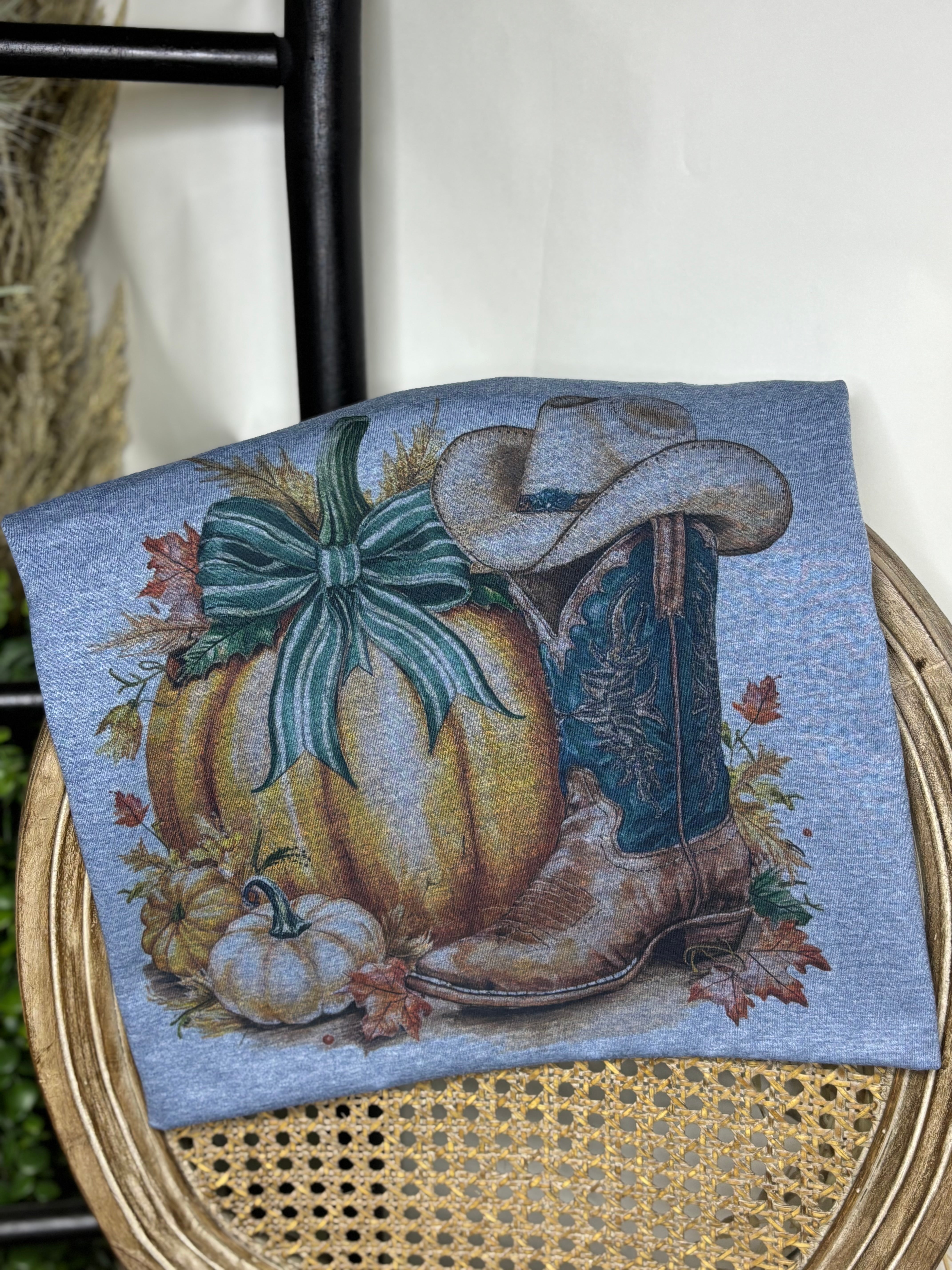 Country Pumpkin (Softstyle Tee)