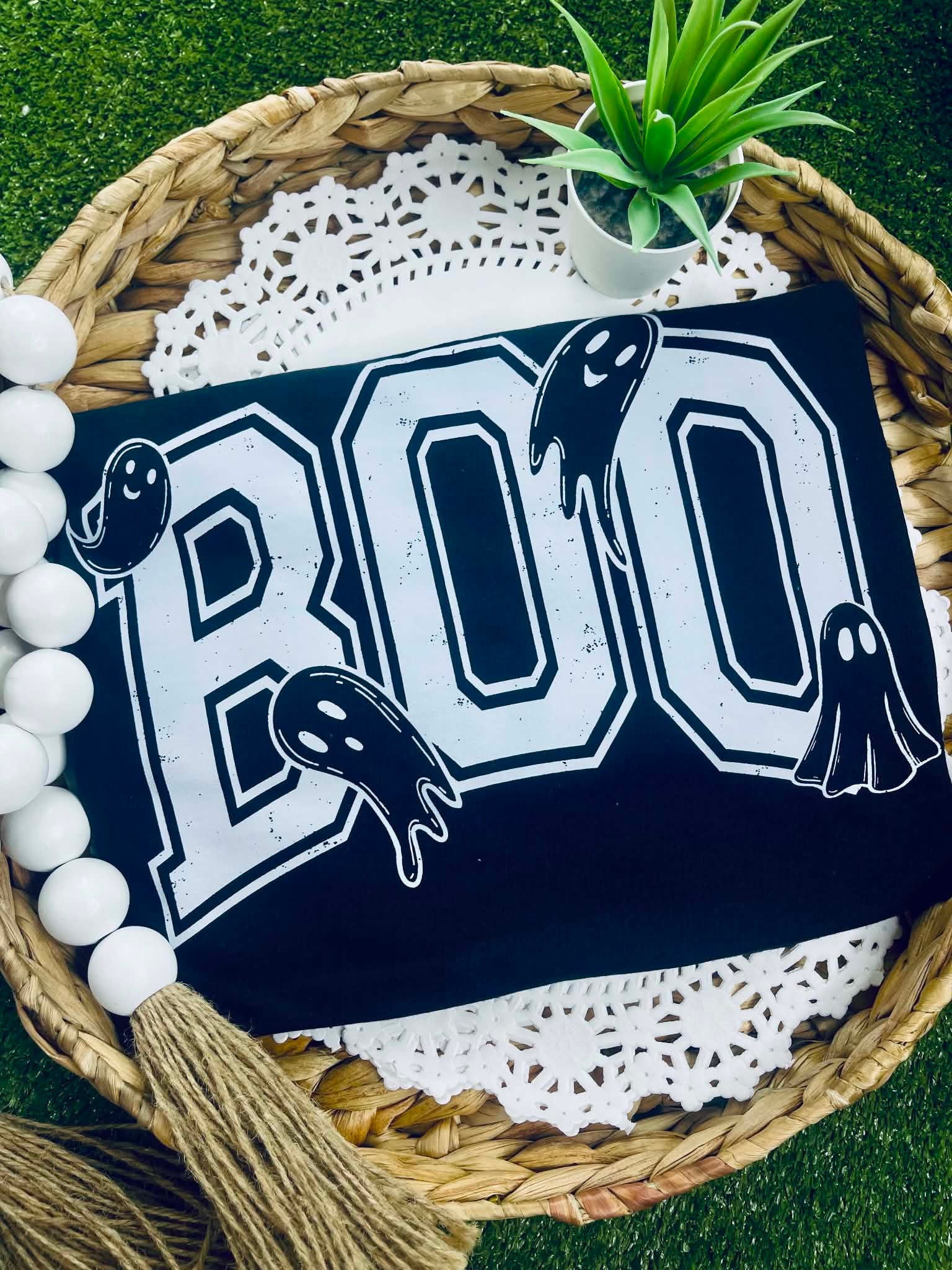 BOO