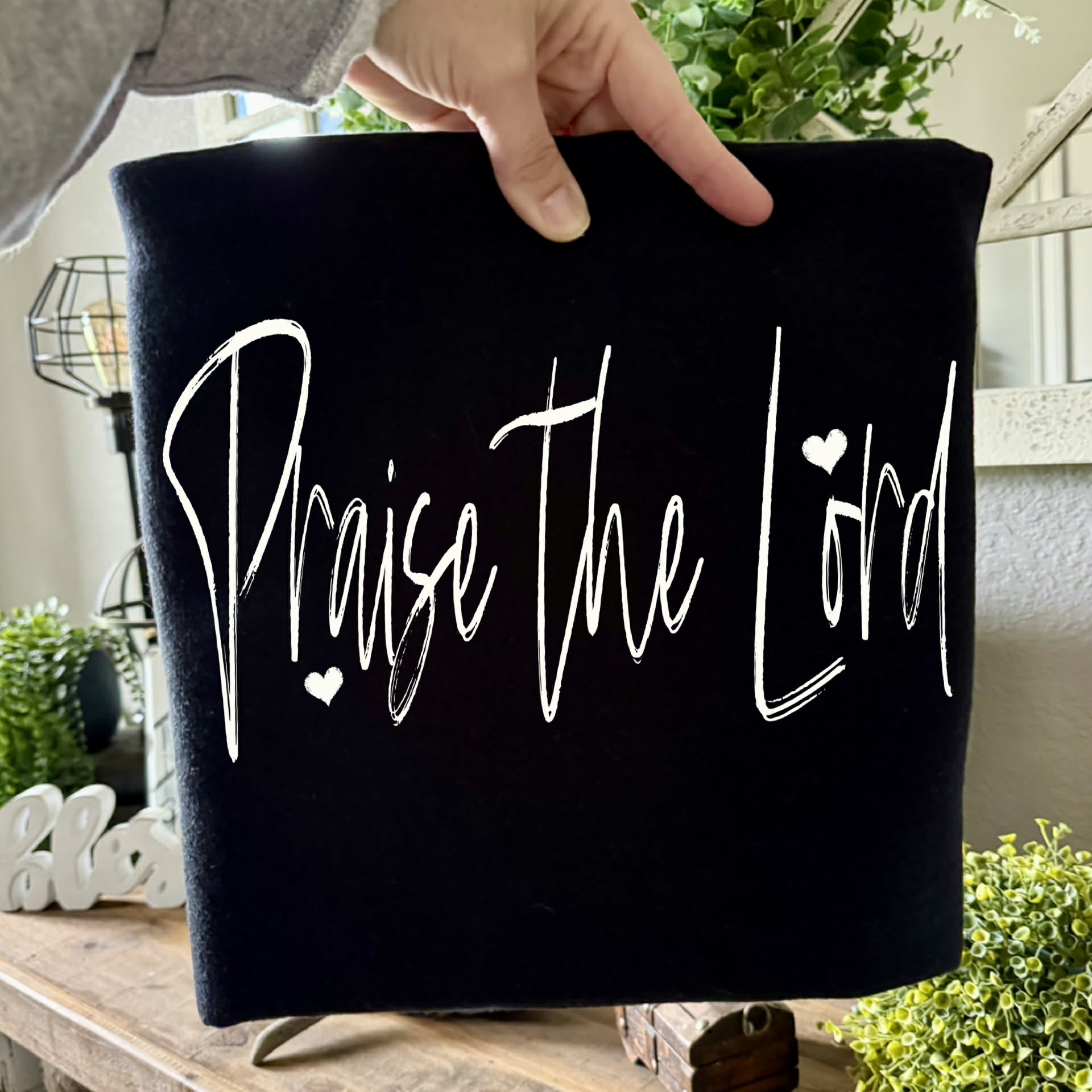 Praise the Lord