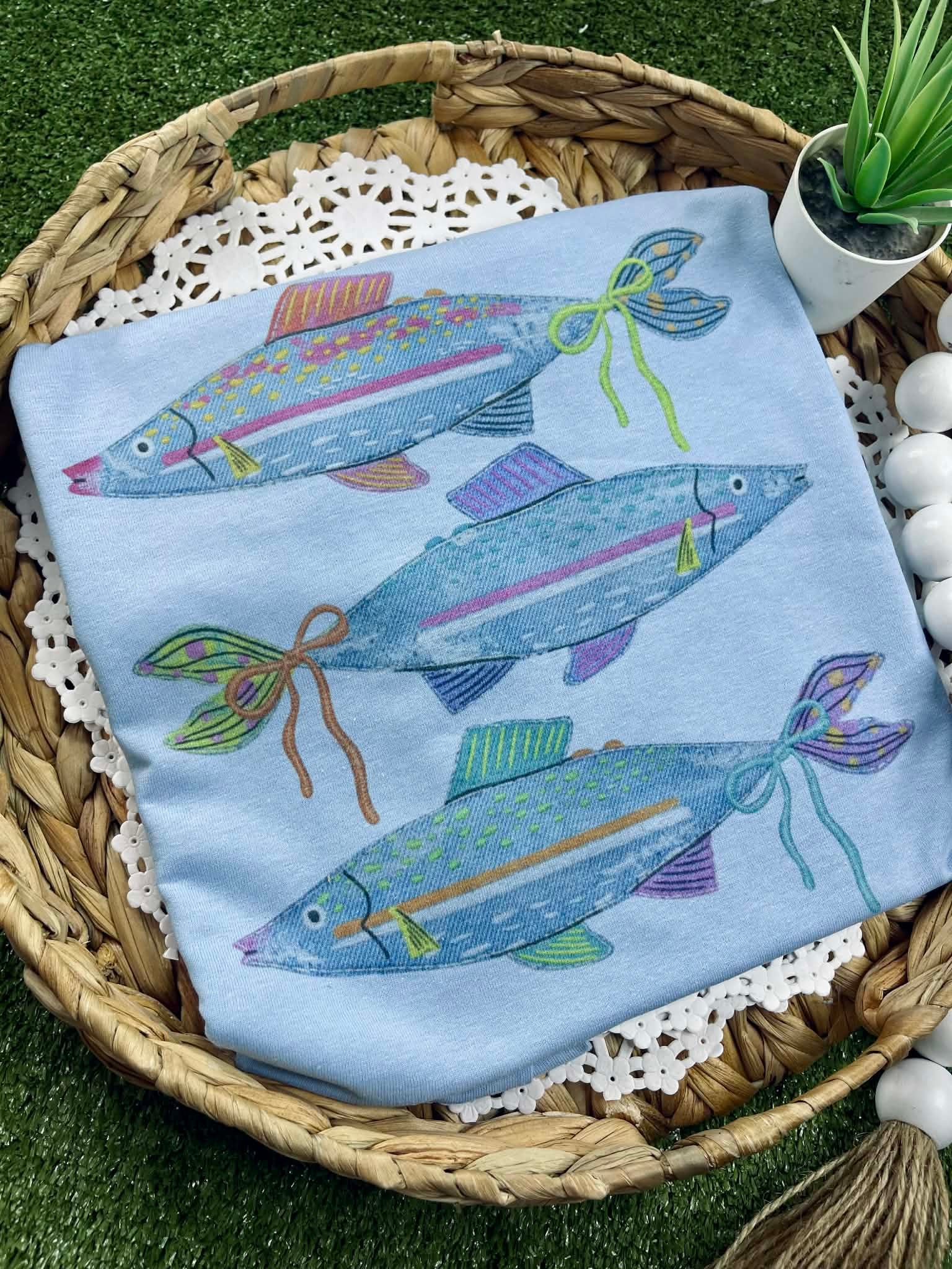 Fish and Bows (Tee)