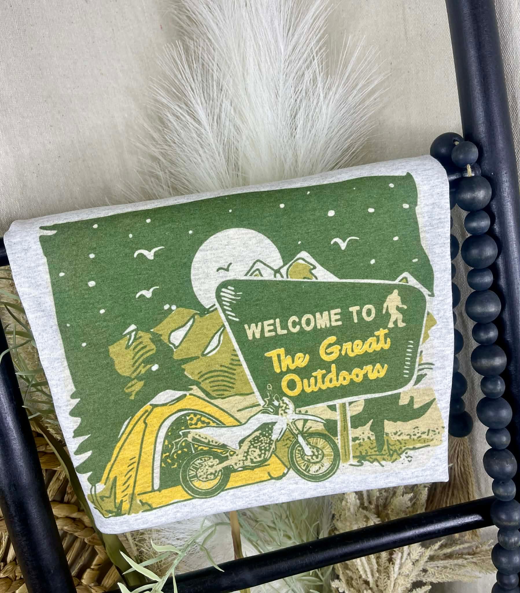 Welcome to the Great Outdoors (Tee)
