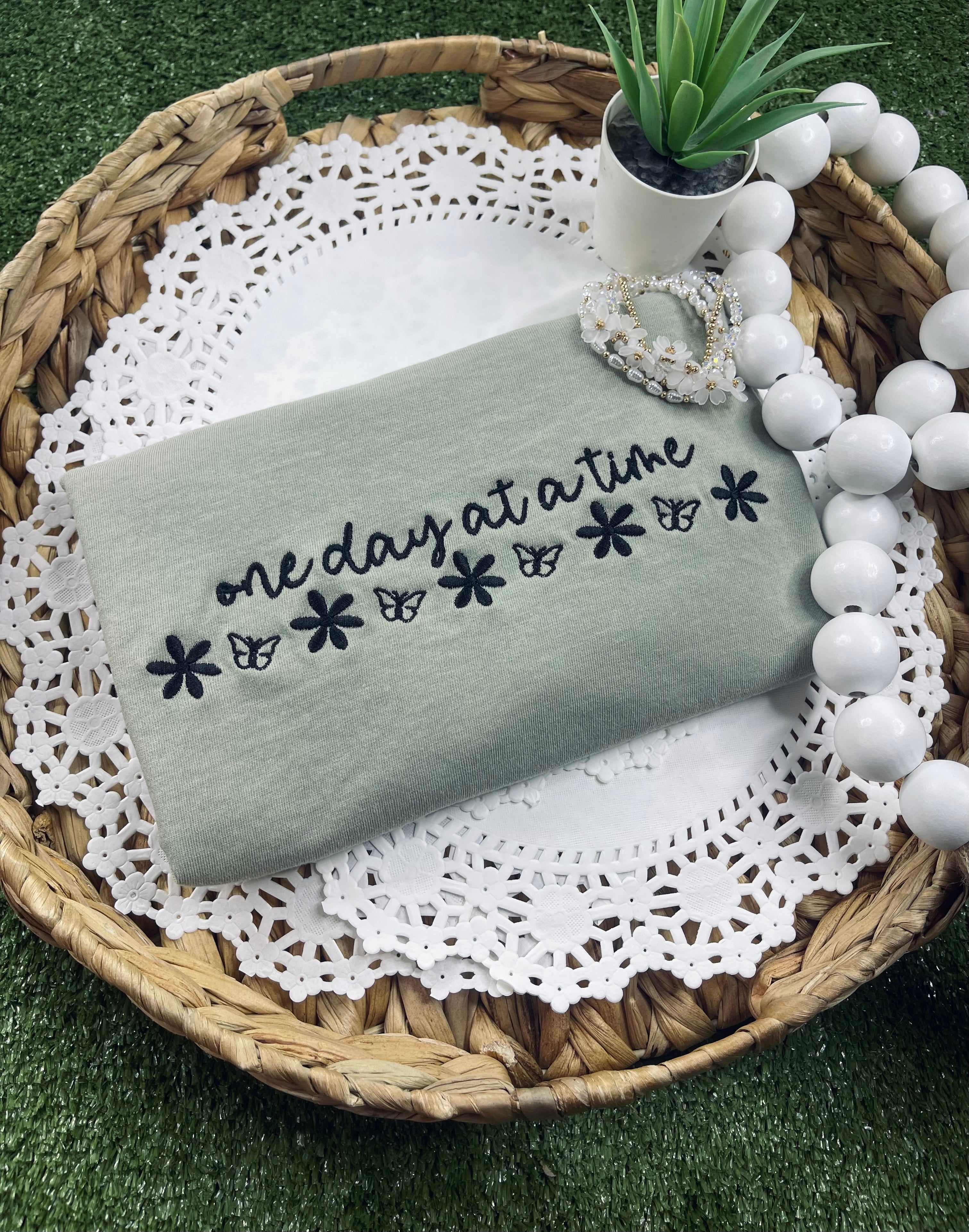 One day at a time (Embroidery)