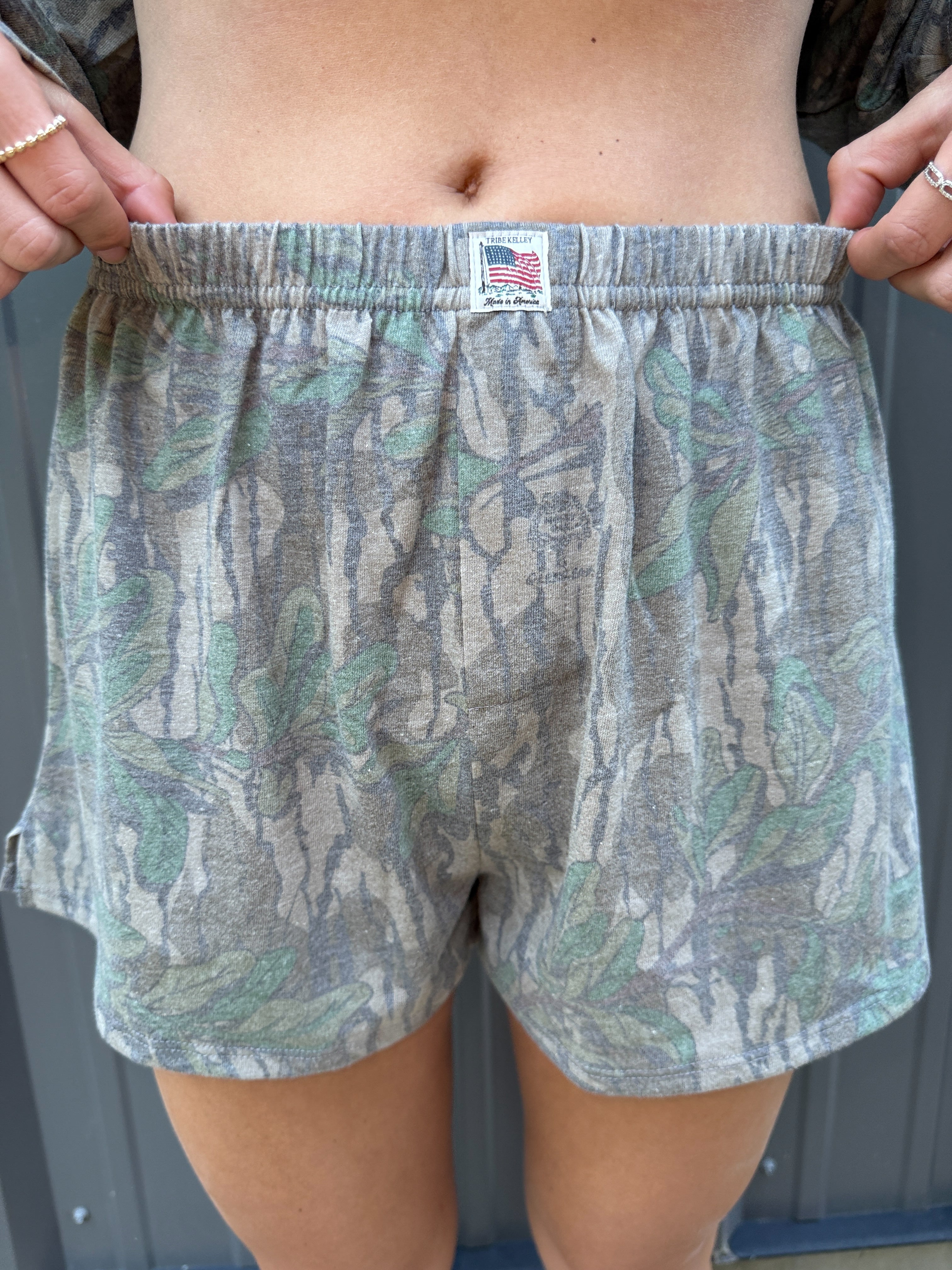 Tribe Kelley USA Base Camp Boxer Short Mossy Oak Greenleaf® | Hey