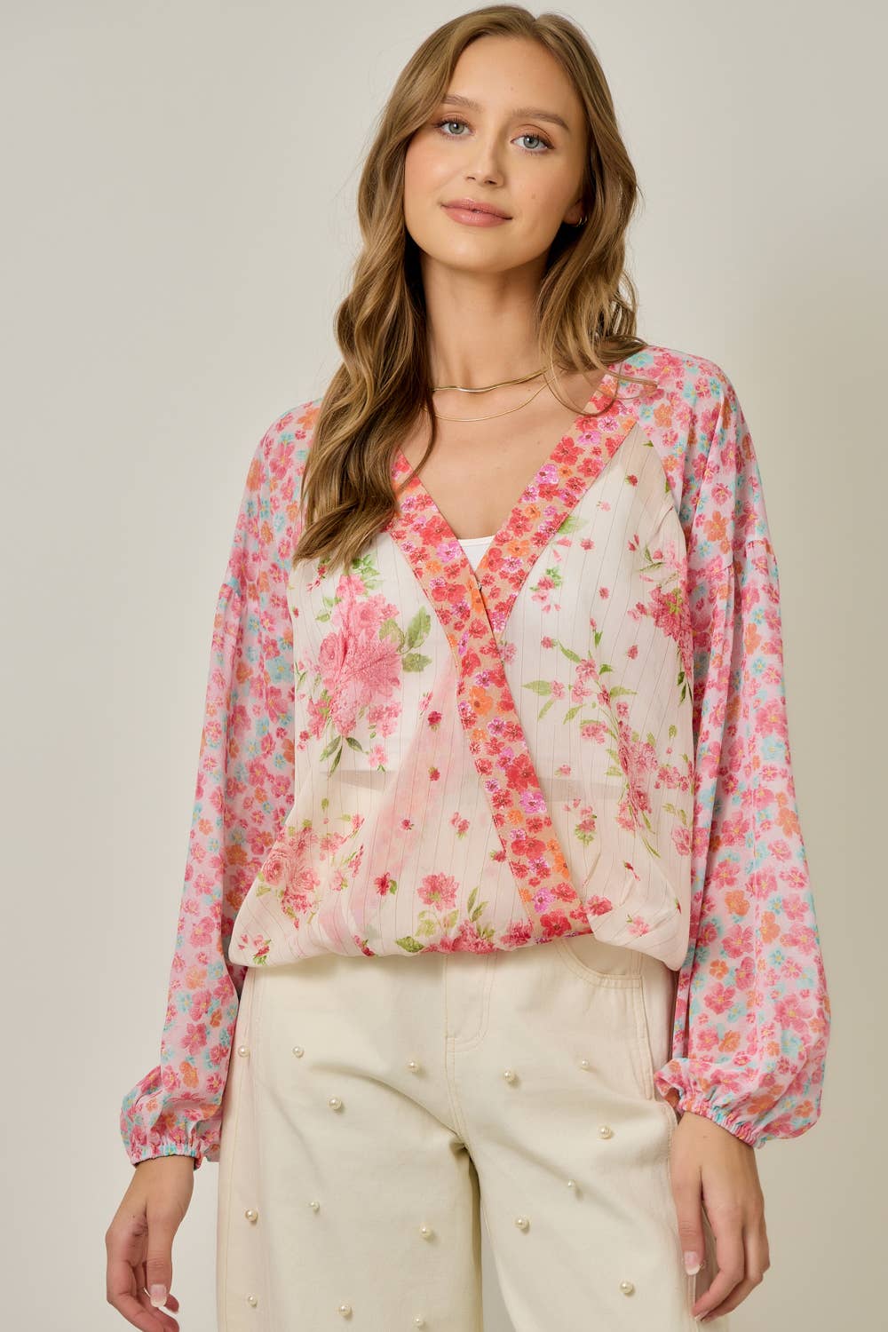 トップス satai Staci Top: Ivory/Berry | Inspired Style Boutique